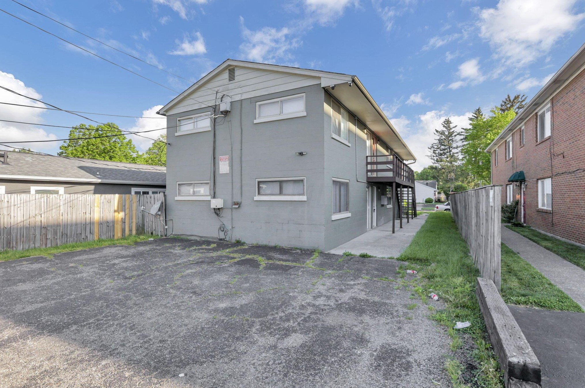 499 Columbus St, Columbus OH 43206-2301 exterior