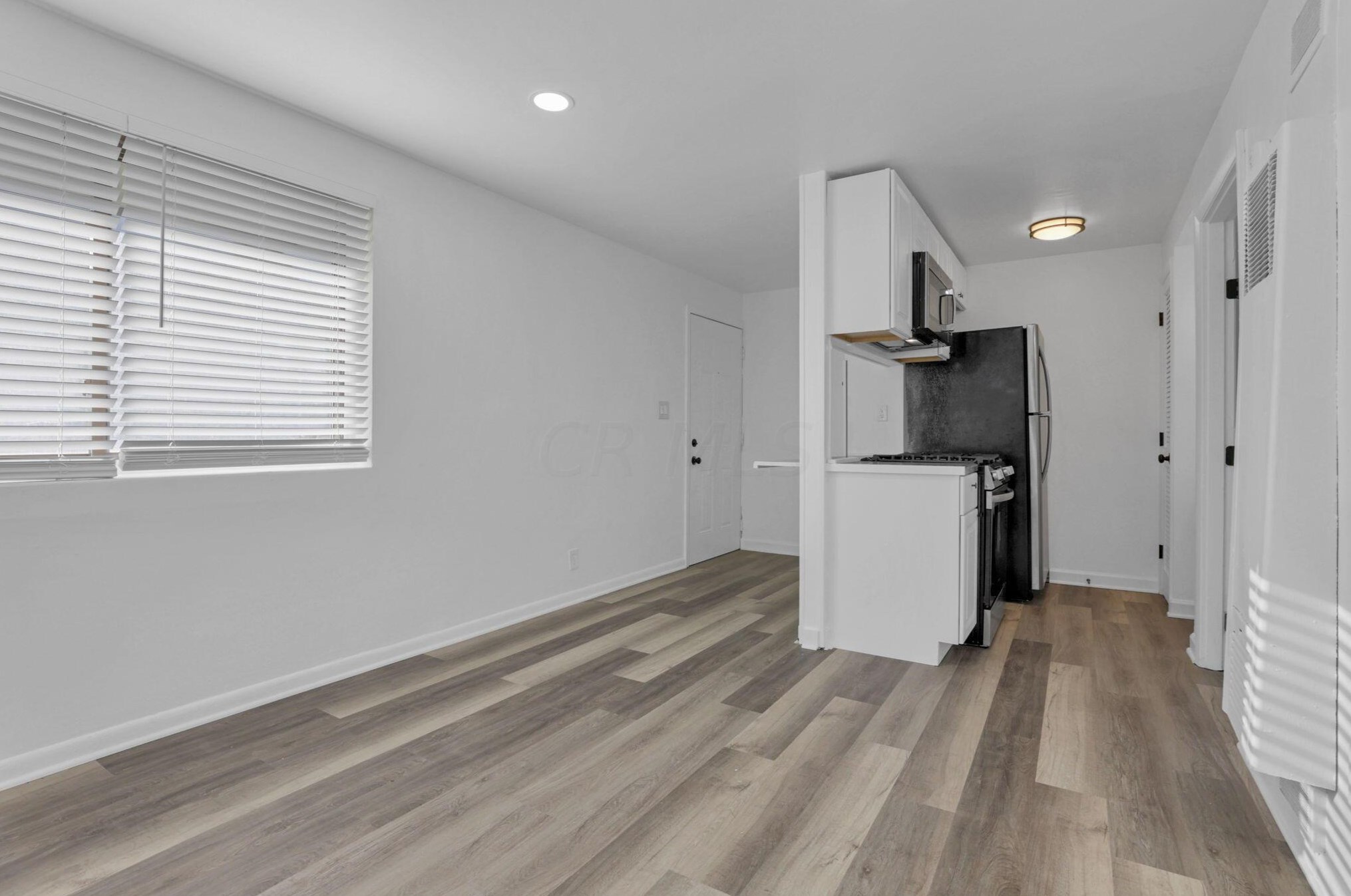 499 Columbus St, Columbus OH 43206-2301 exterior