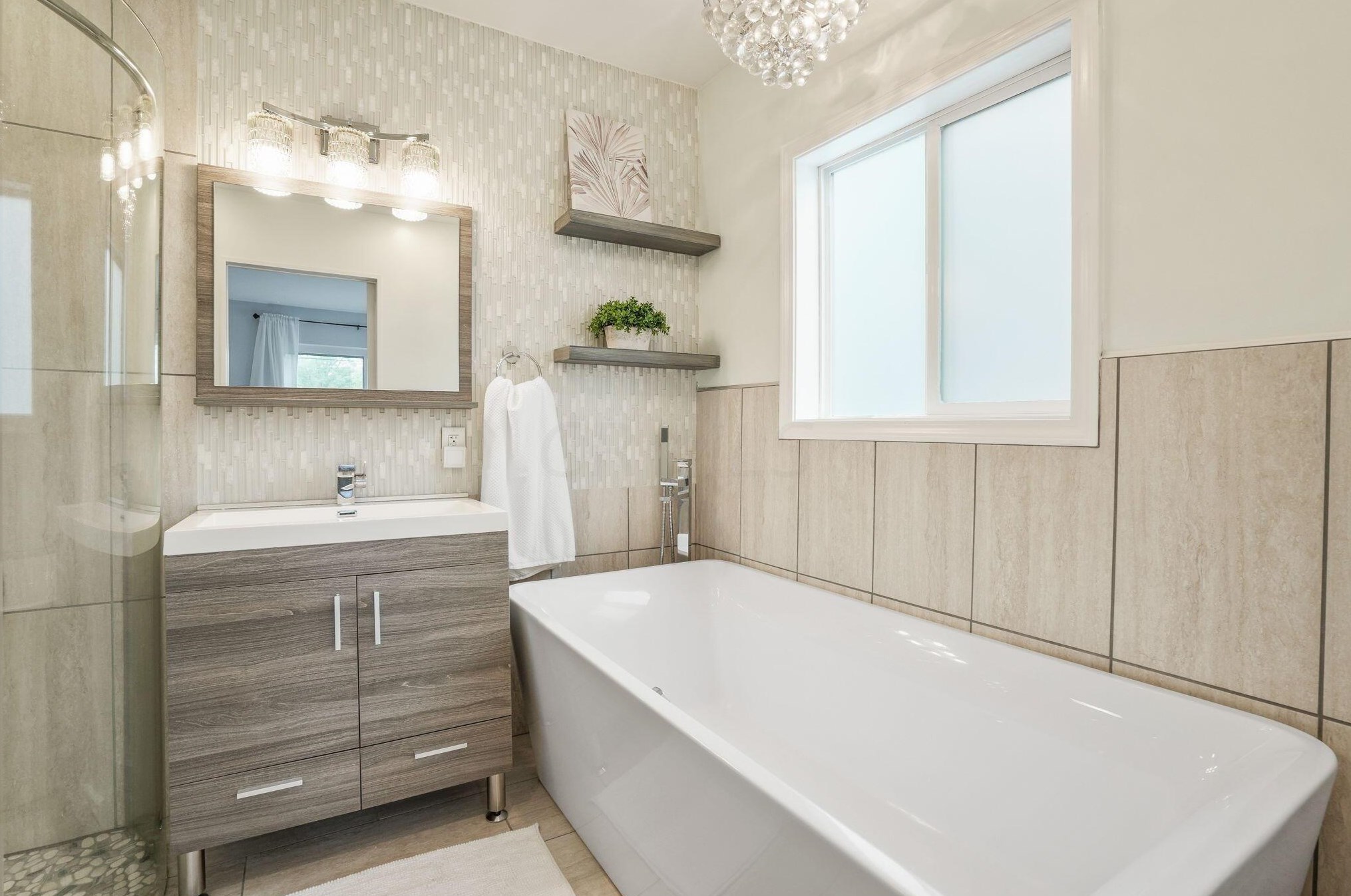 184 Merkle Rd, Columbus OH 43209-1555 exterior