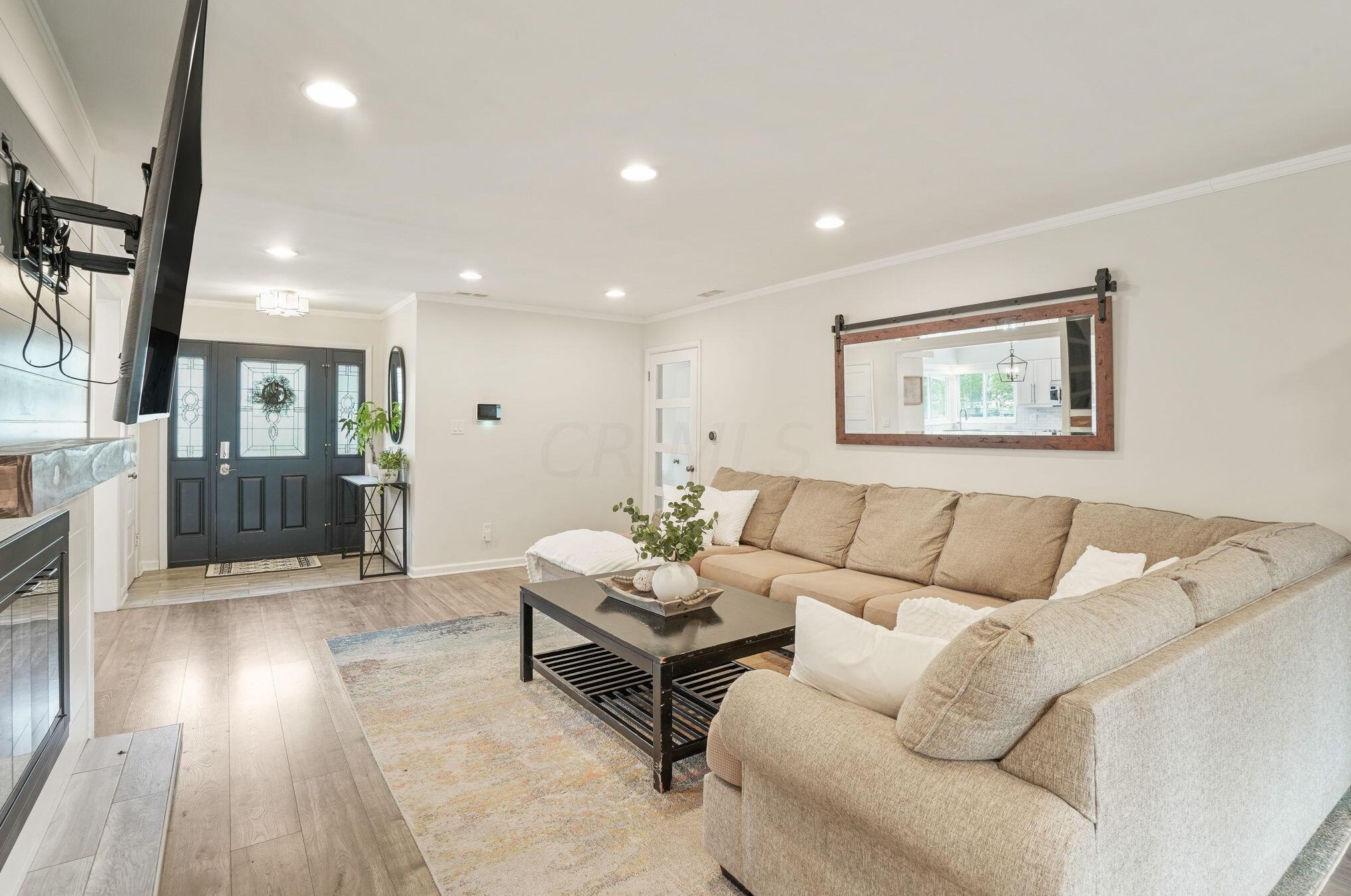 184 Merkle Rd, Columbus OH 43209-1555 exterior