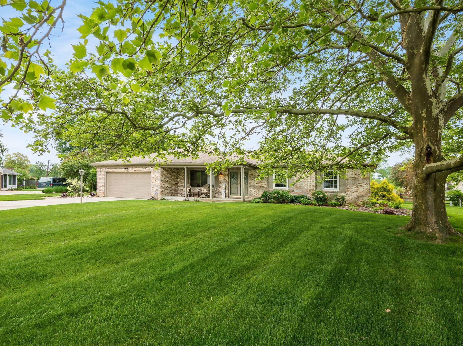 6744 Bluebird Dr, Orient, OH 43146-9211