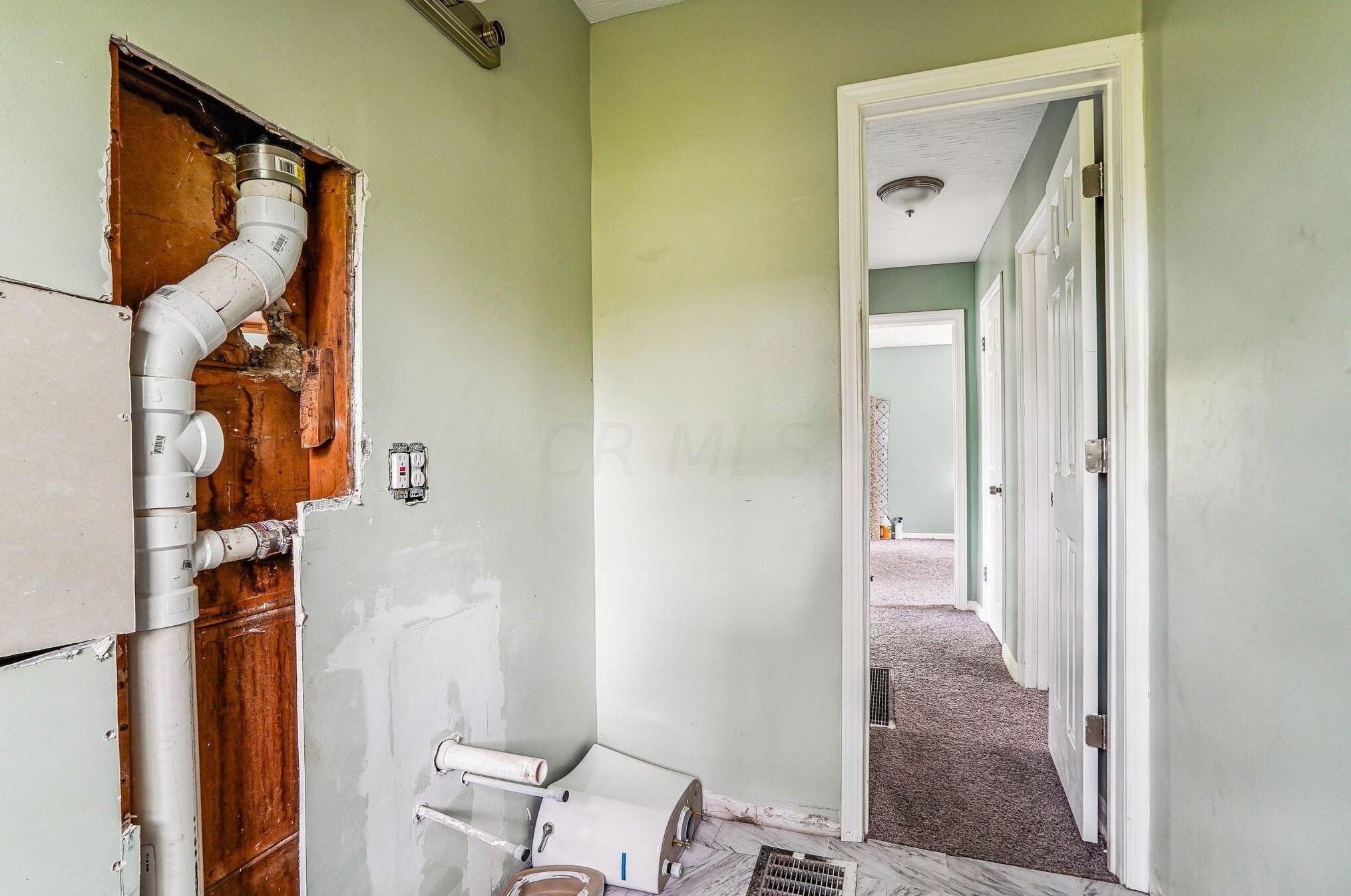 1231 Seymour Ave, Columbus OH  43206-3205 exterior