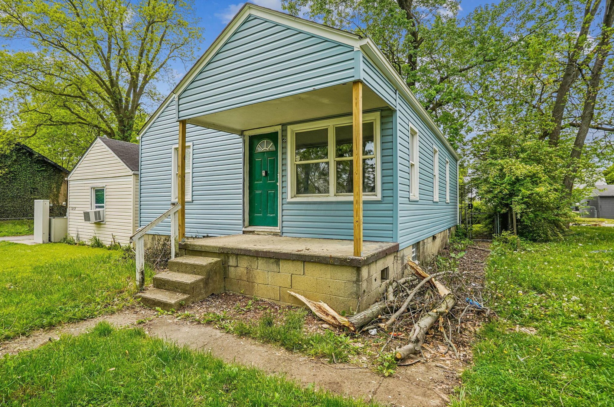 1231 Seymour Ave, Columbus, OH 43206