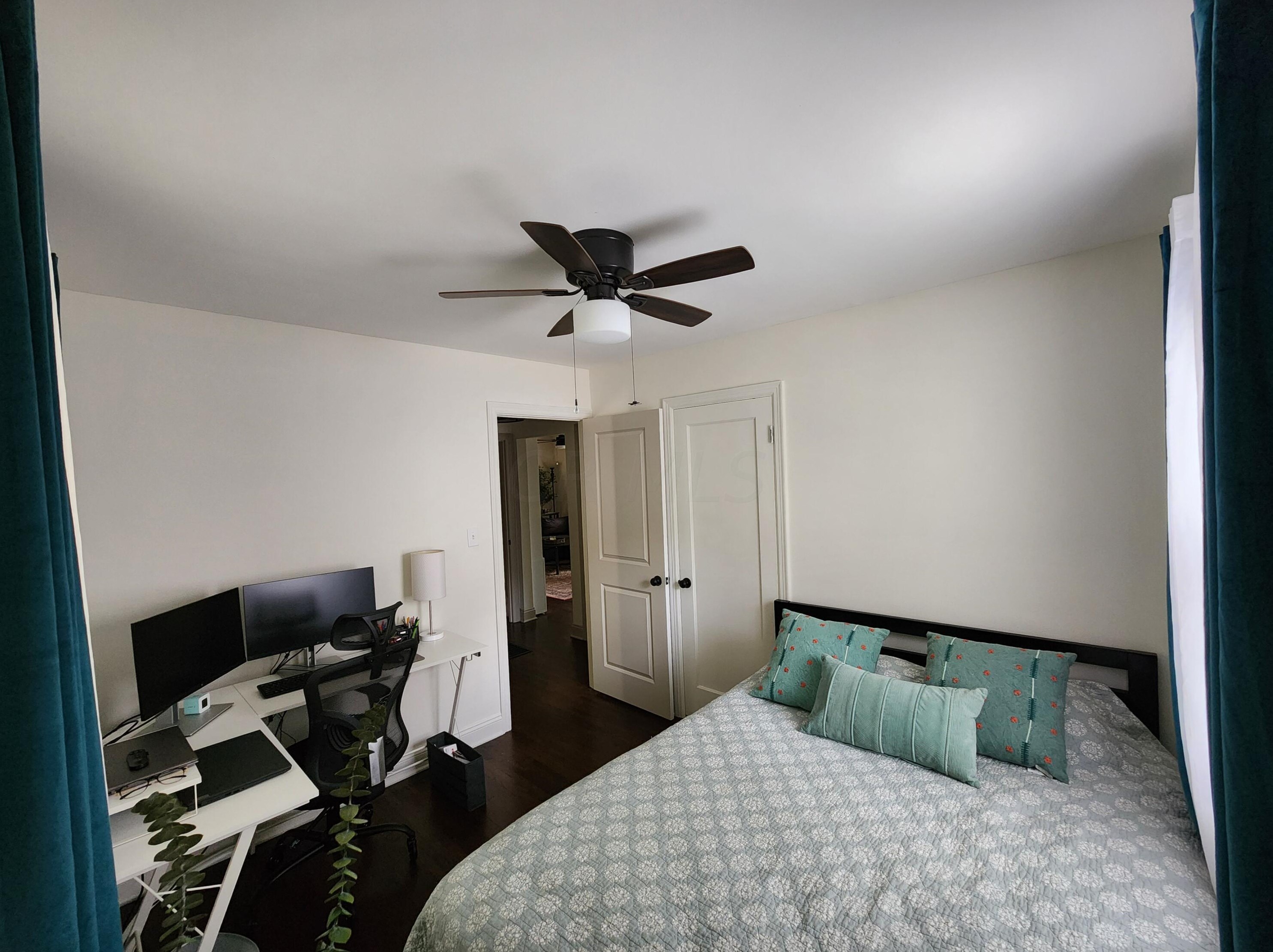 530 Blenheim Rd, Columbus OH  43214-3264 exterior