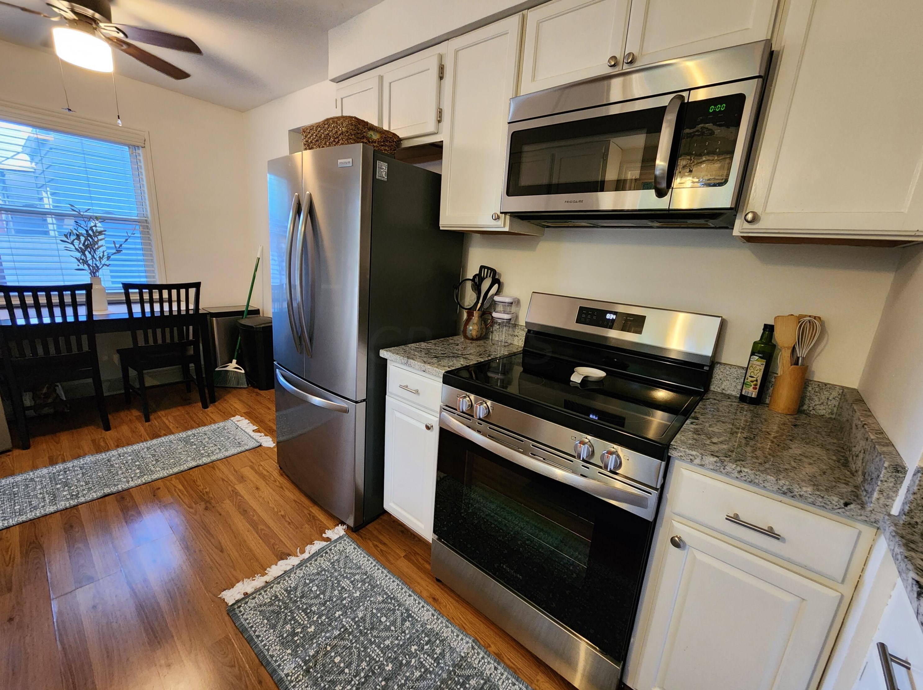 530 Blenheim Rd, Columbus OH  43214-3264 exterior