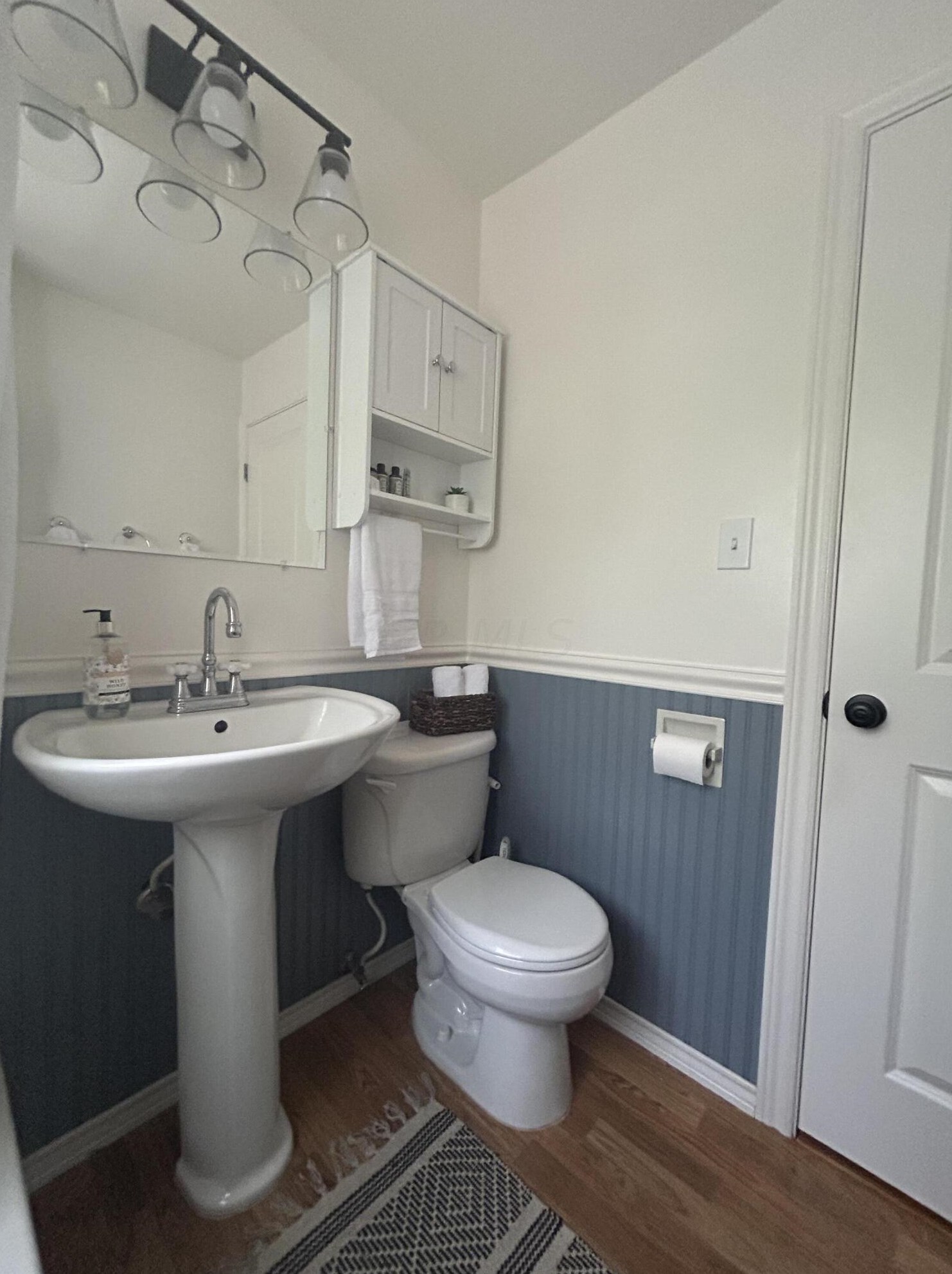 530 Blenheim Rd, Columbus OH  43214-3264 exterior