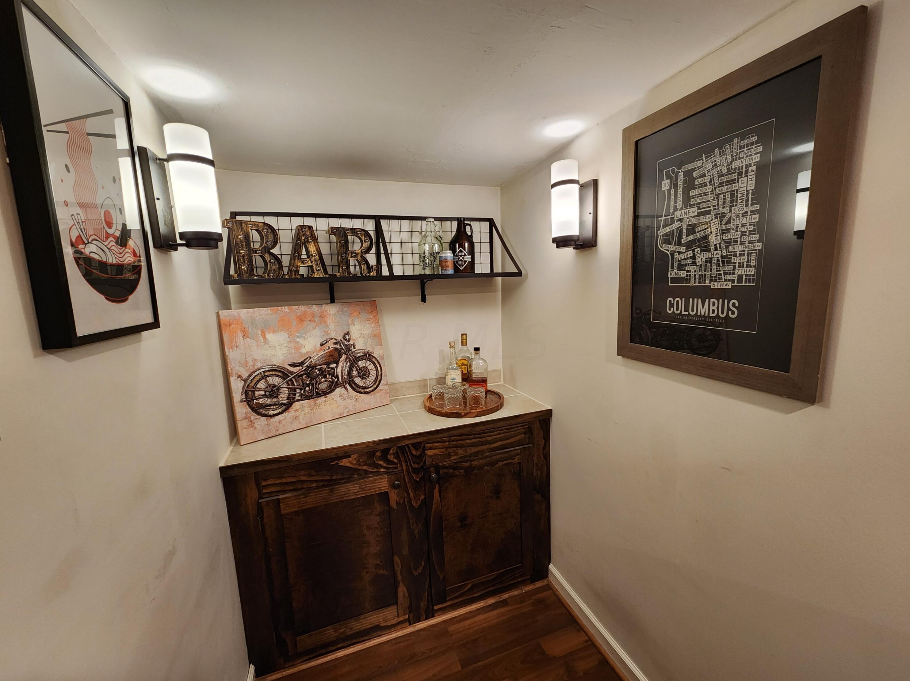 530 Blenheim Rd, Columbus OH  43214-3264 exterior