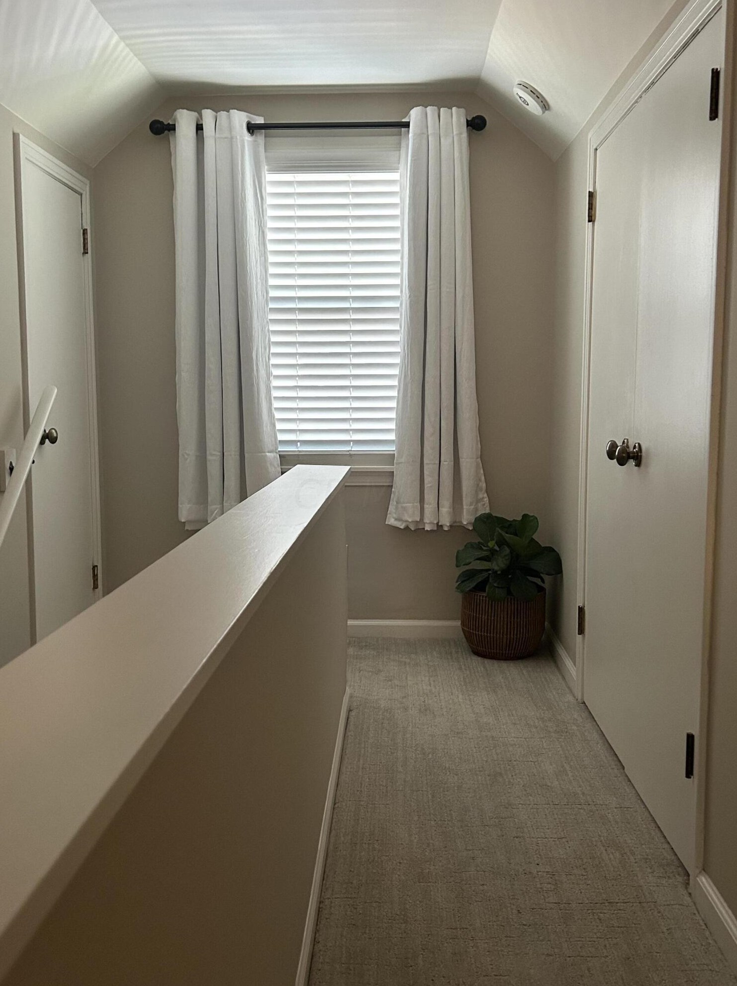 530 Blenheim Rd, Columbus OH  43214-3264 exterior