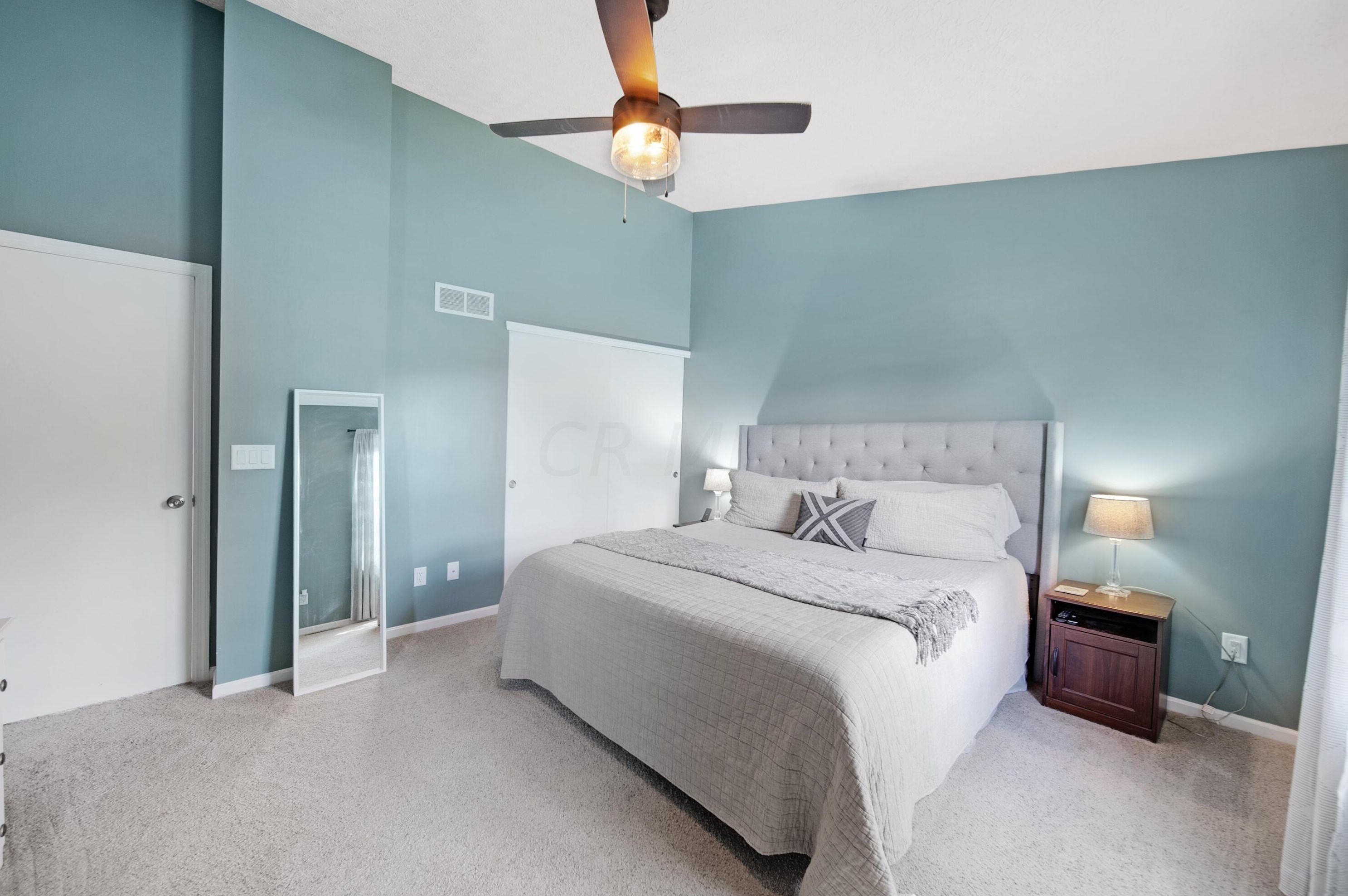 5931 Buechler Bnd, Columbus OH  43228-8803 exterior