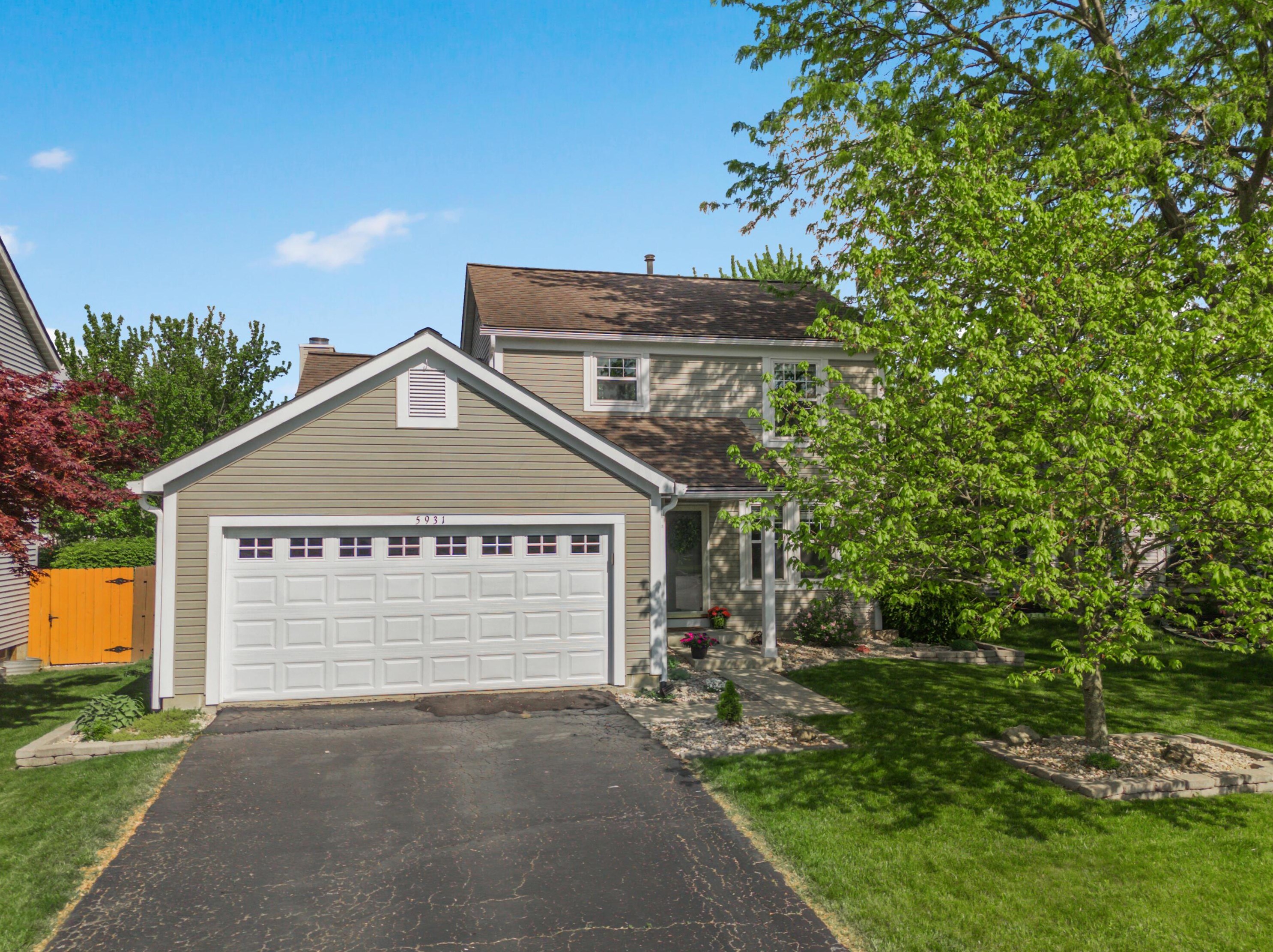 5931 Buechler Bnd, Columbus OH  43228-8803 exterior