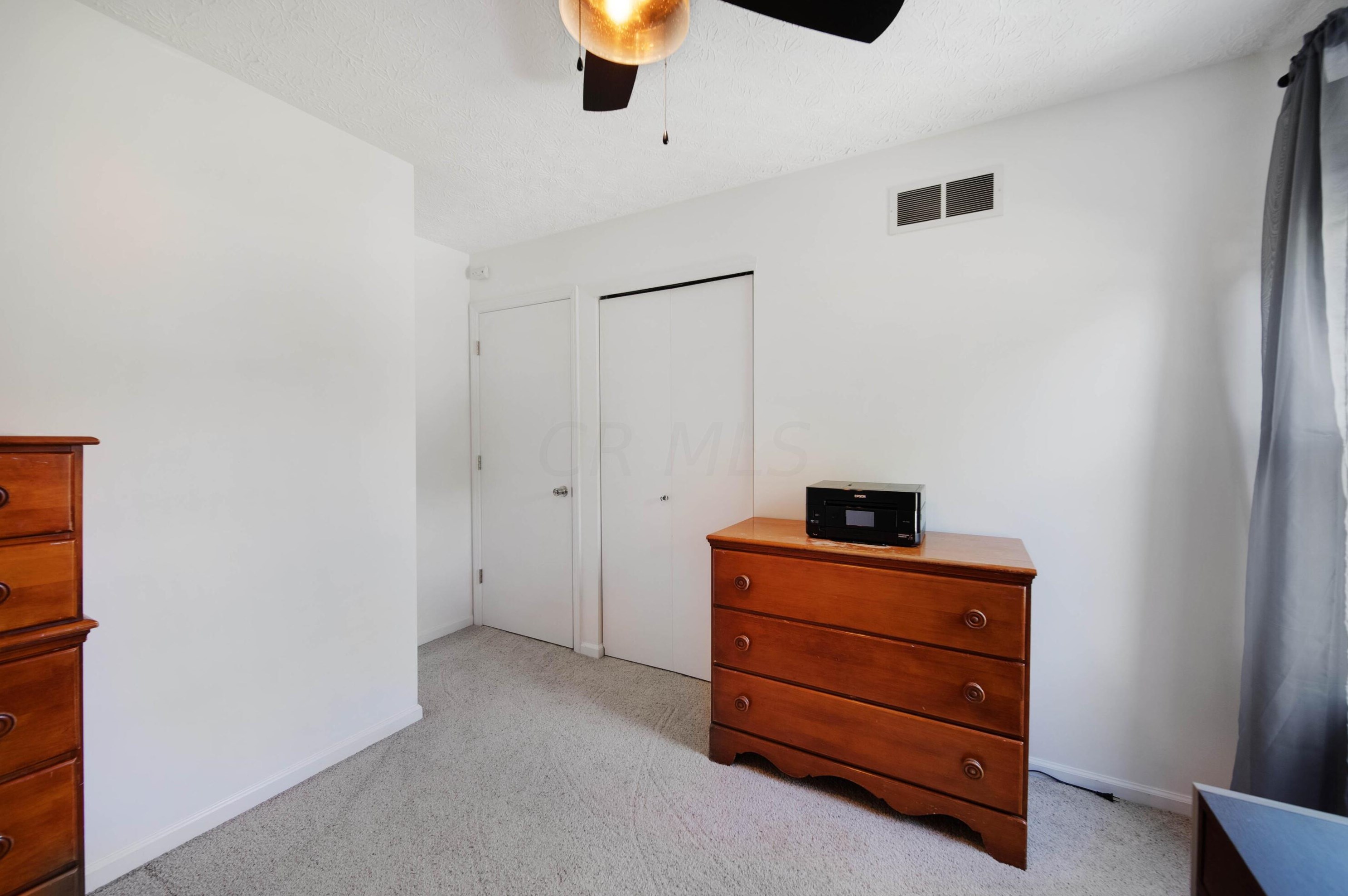 5931 Buechler Bnd, Columbus OH  43228-8803 exterior