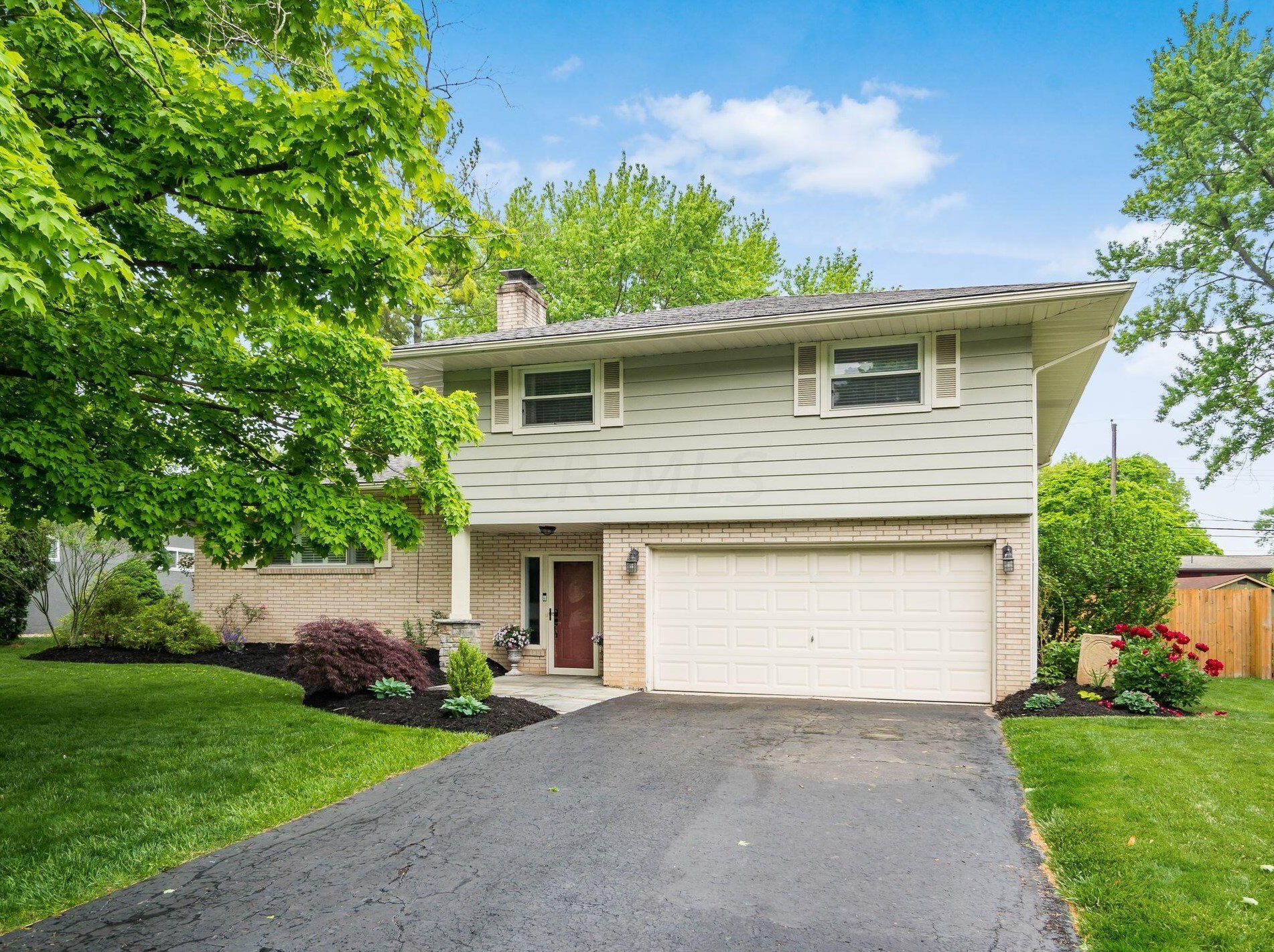 3560 Ridgewood Dr, Hilliard, OH 43026