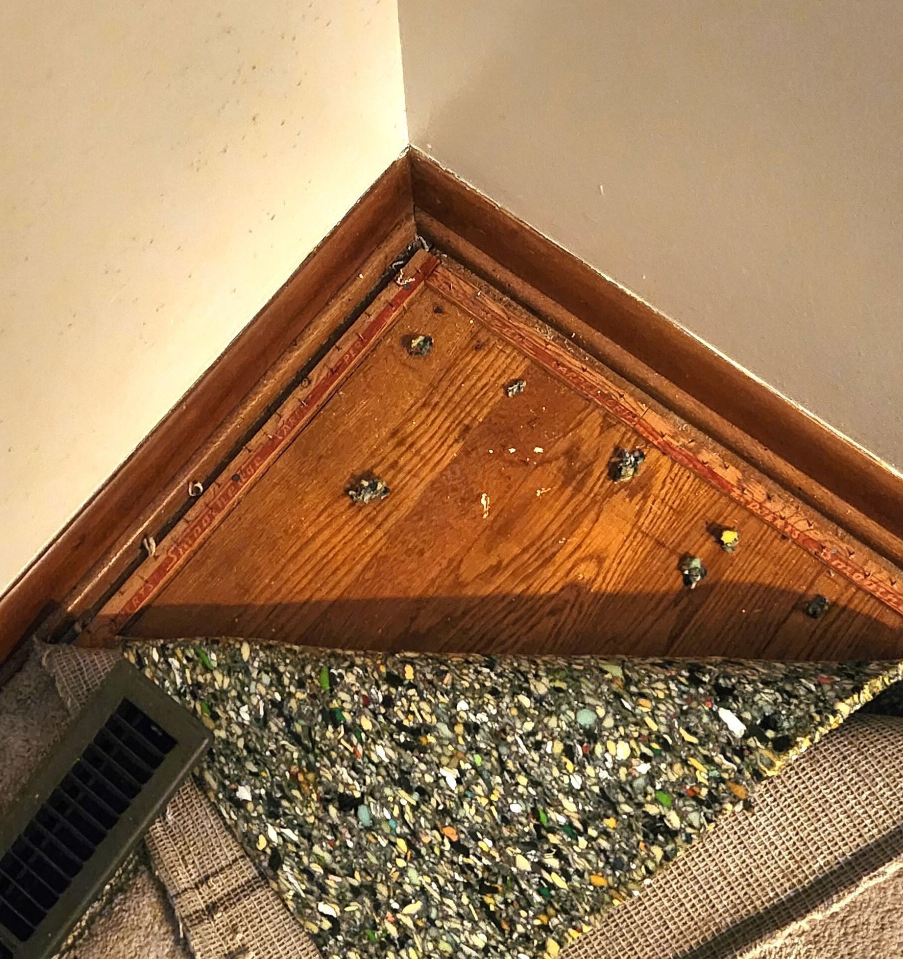 392 Mayflower Blvd, Columbus OH 43213-2366 exterior