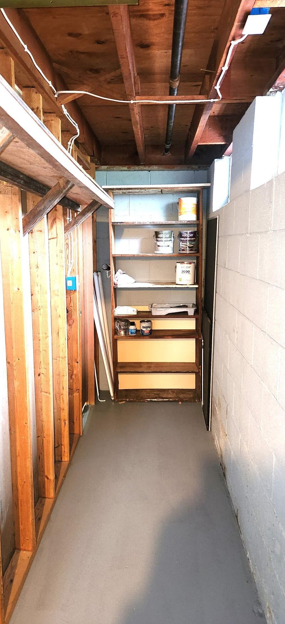 392 Mayflower Blvd, Columbus OH 43213-2366 exterior