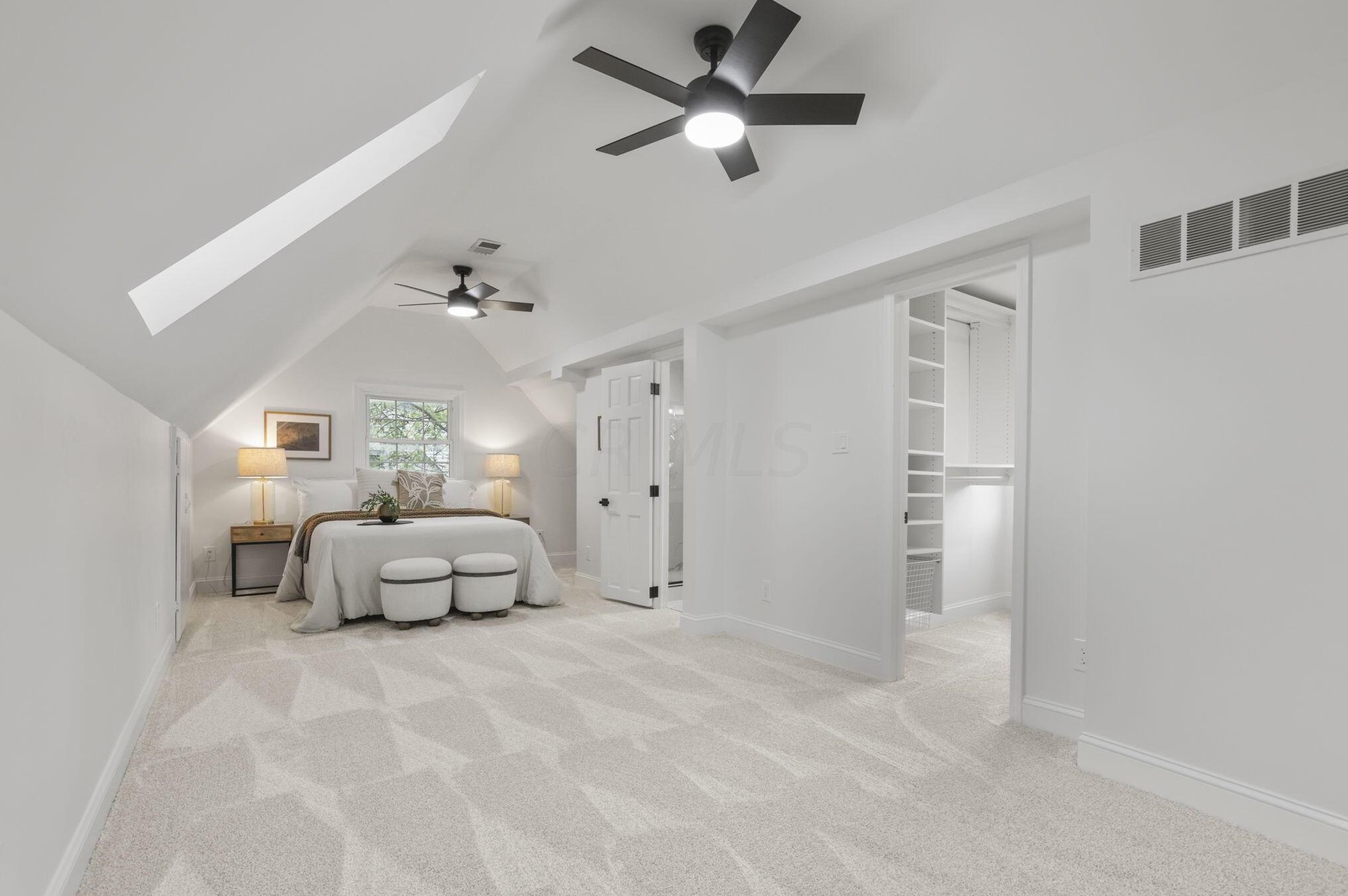 2056 Jervis Rd, Columbus OH  43221-2728 exterior