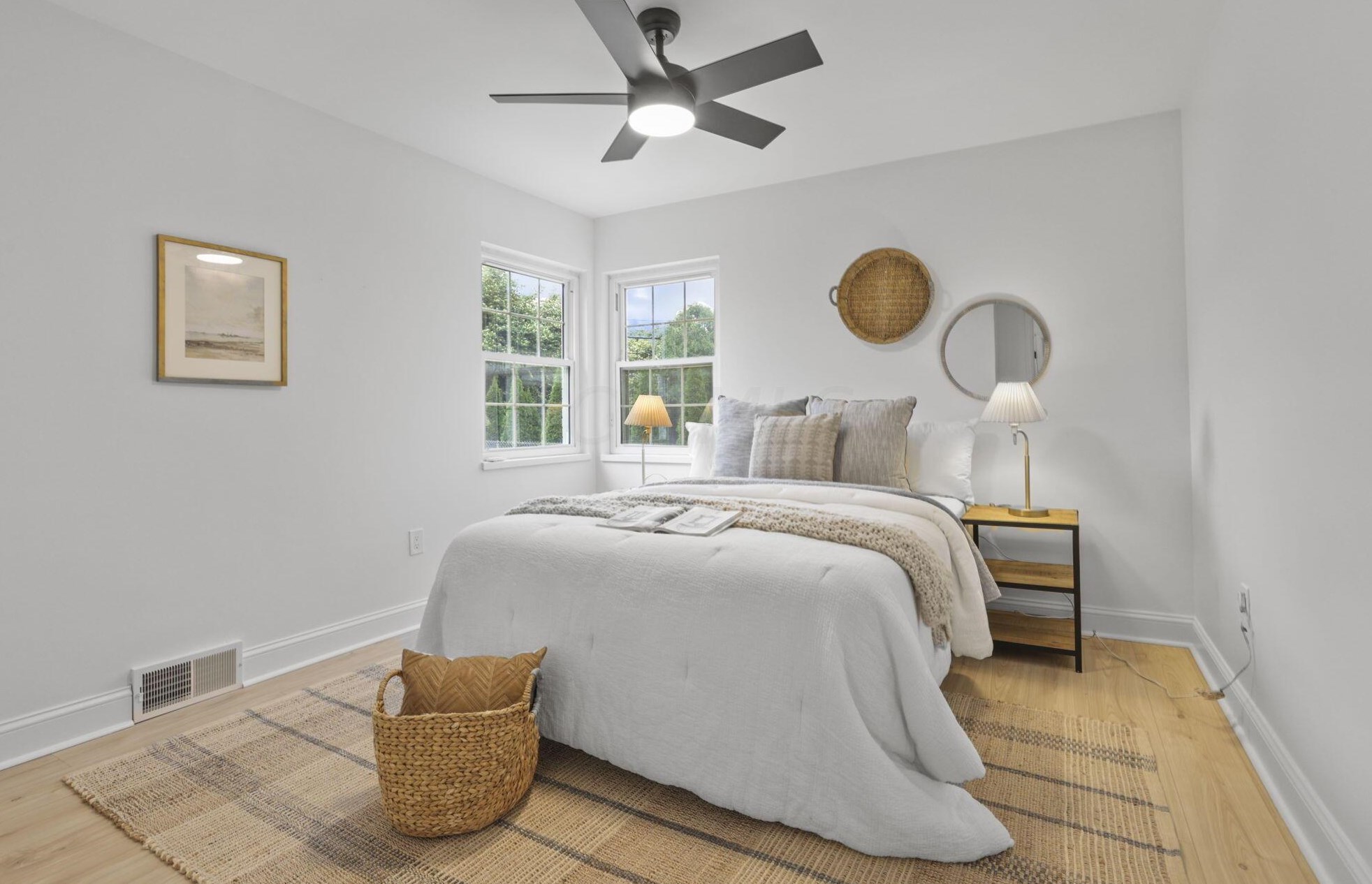 2056 Jervis Rd, Columbus OH  43221-2728 exterior