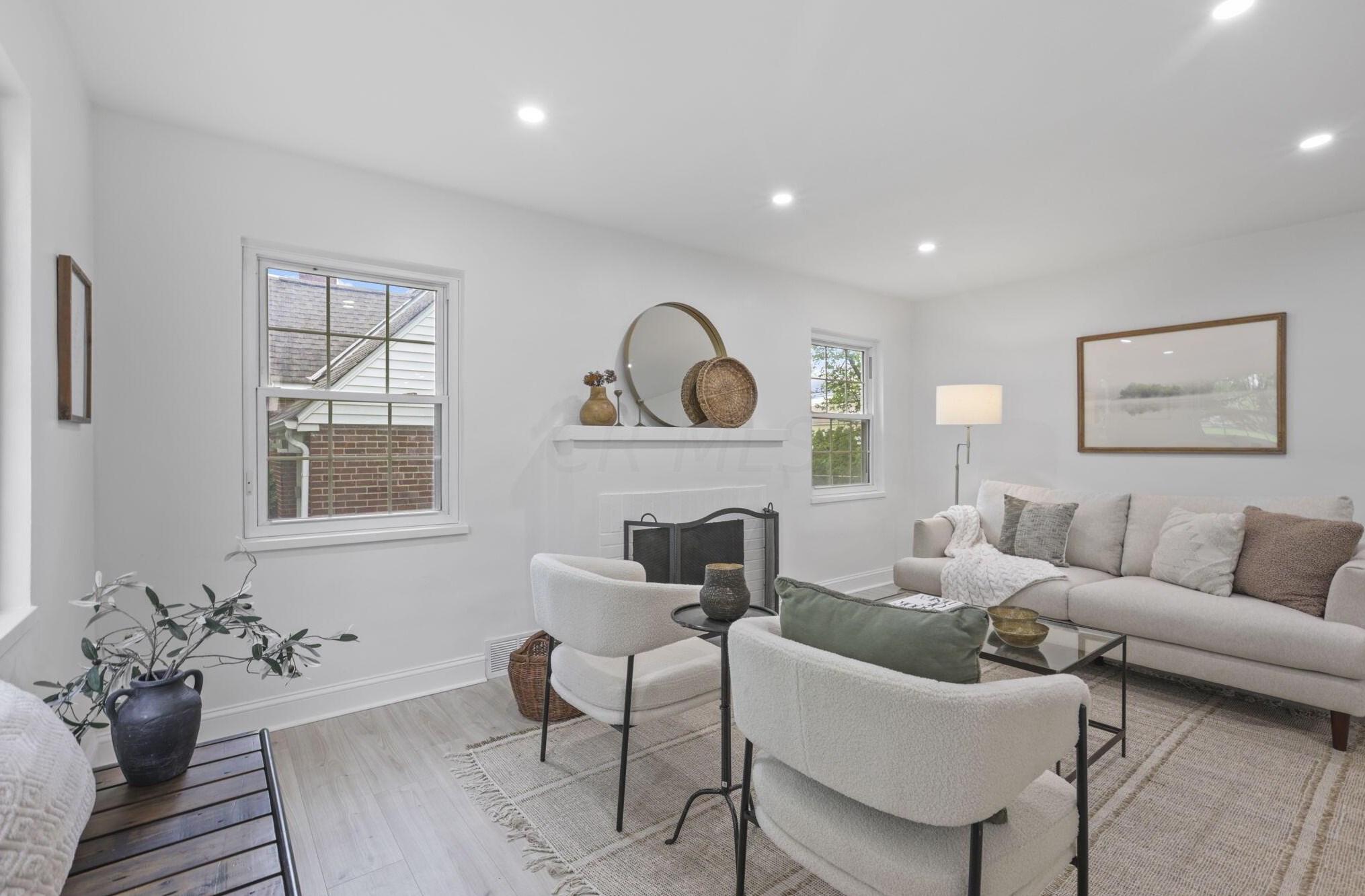 2056 Jervis Rd, Columbus OH  43221-2728 exterior