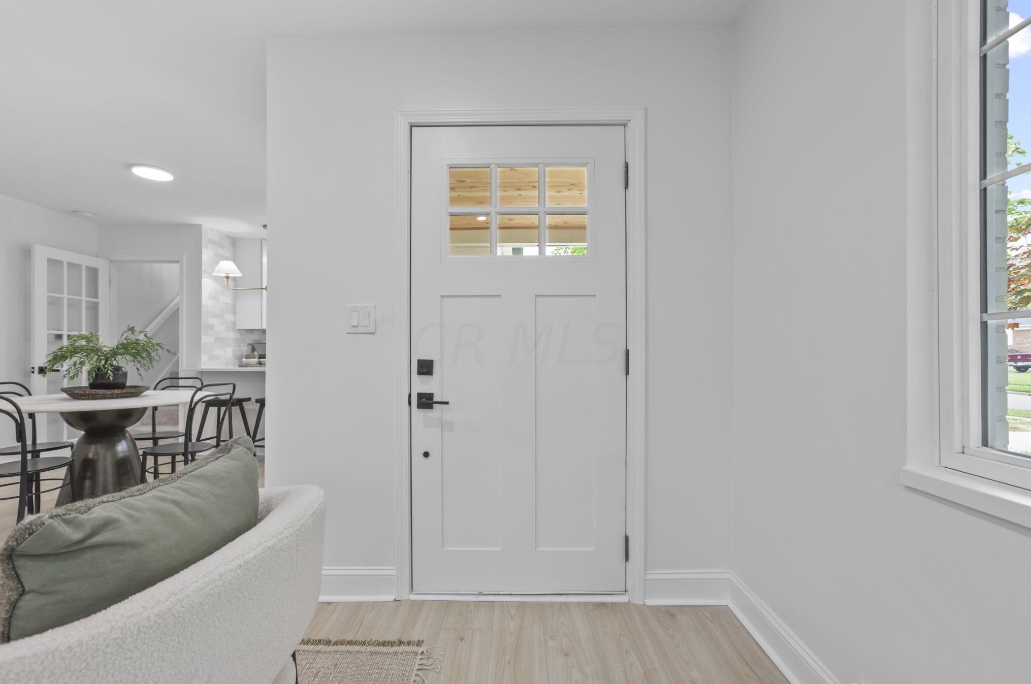 2056 Jervis Rd, Columbus OH  43221-2728 exterior