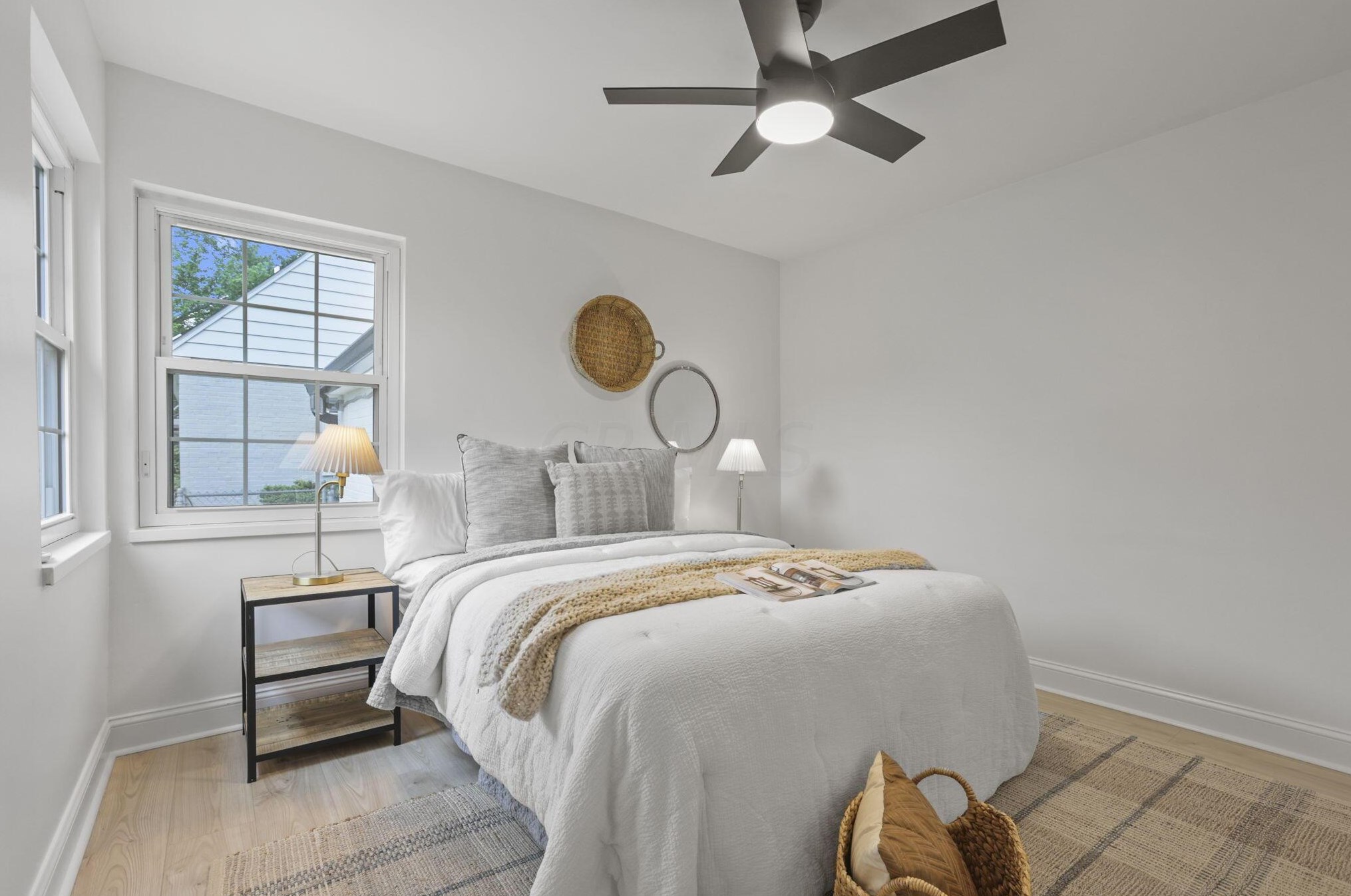 2056 Jervis Rd, Columbus OH  43221-2728 exterior