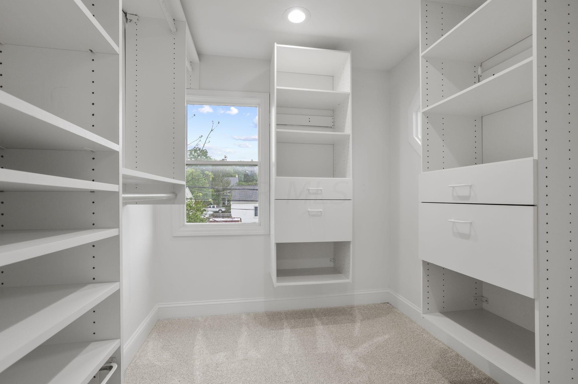 2056 Jervis Rd, Columbus OH  43221-2728 exterior