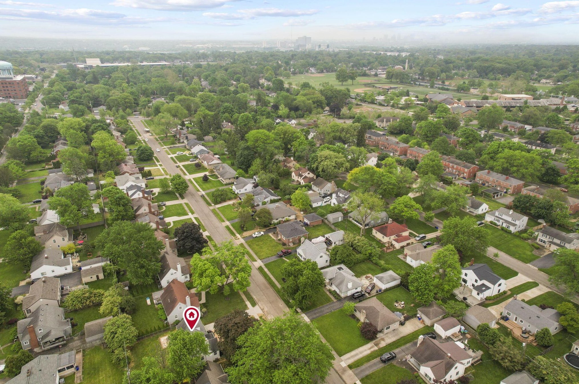 2056 Jervis Rd, Columbus OH  43221-2728 exterior