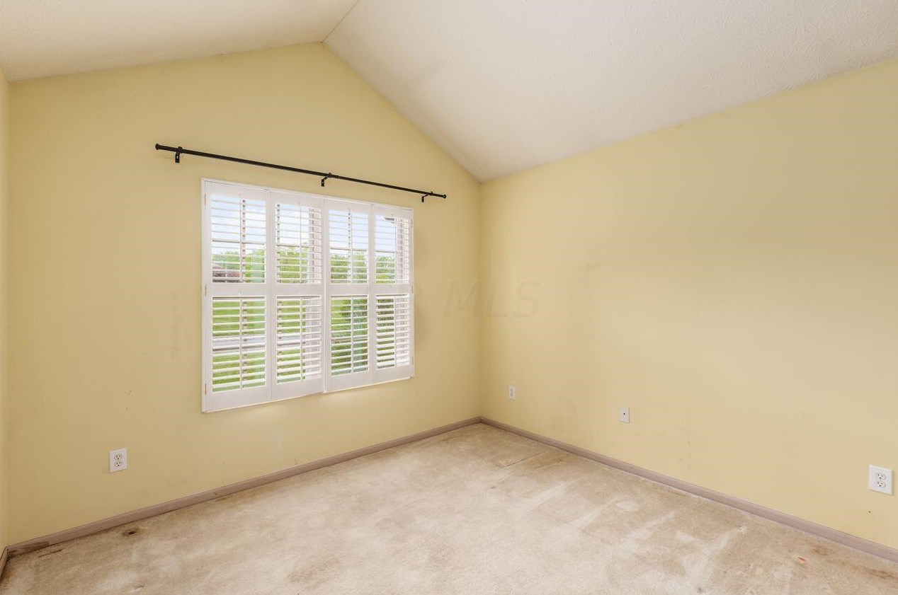 5551 Meadowood Ln, Westerville OH  43082-9463 exterior