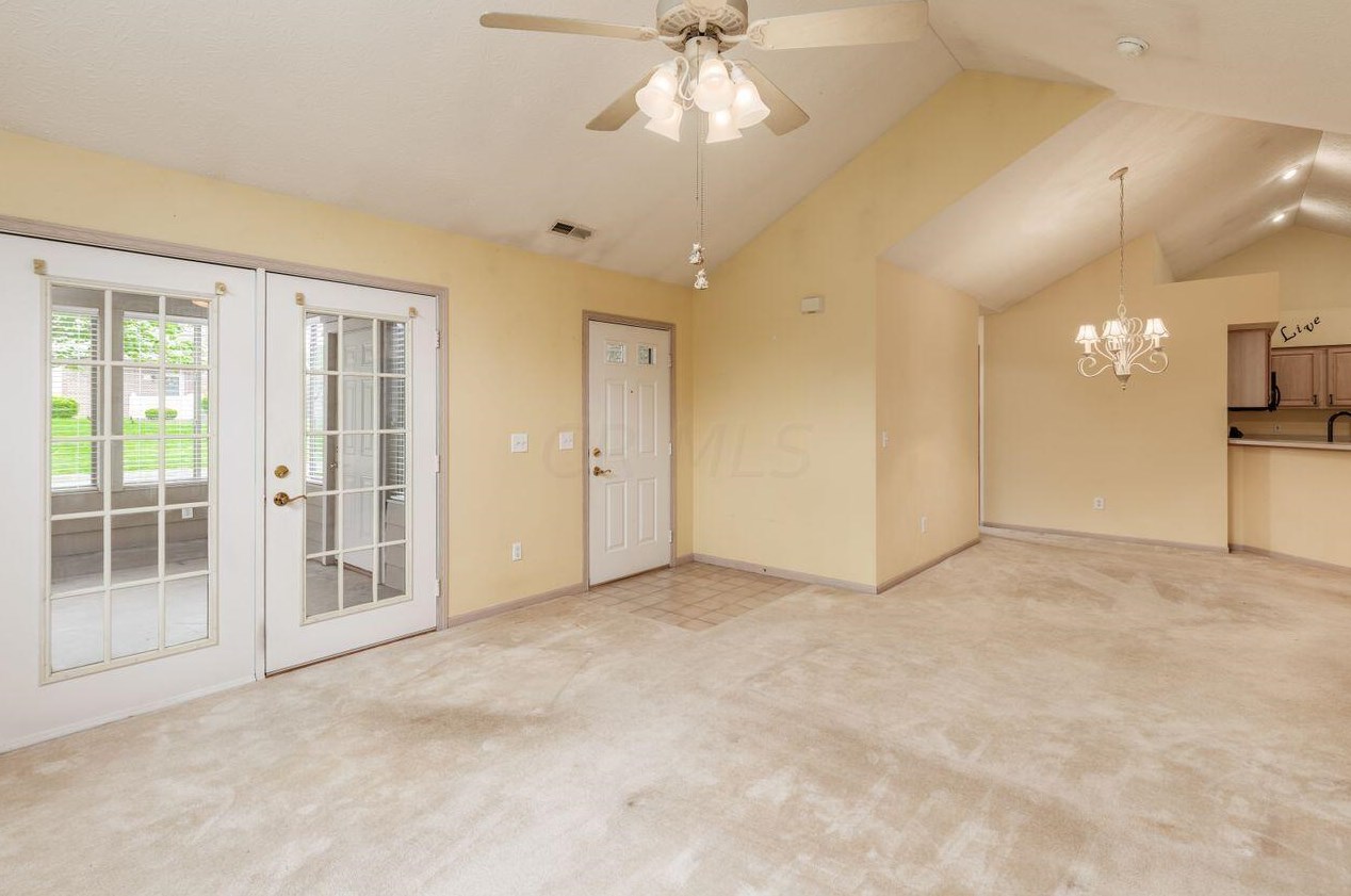 5551 Meadowood Ln, Westerville OH  43082-9463 exterior