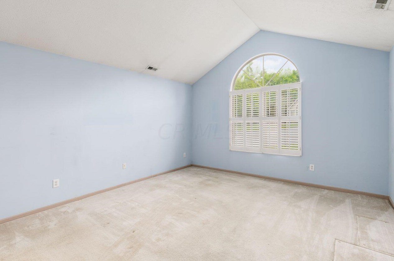 5551 Meadowood Ln, Westerville OH  43082-9463 exterior