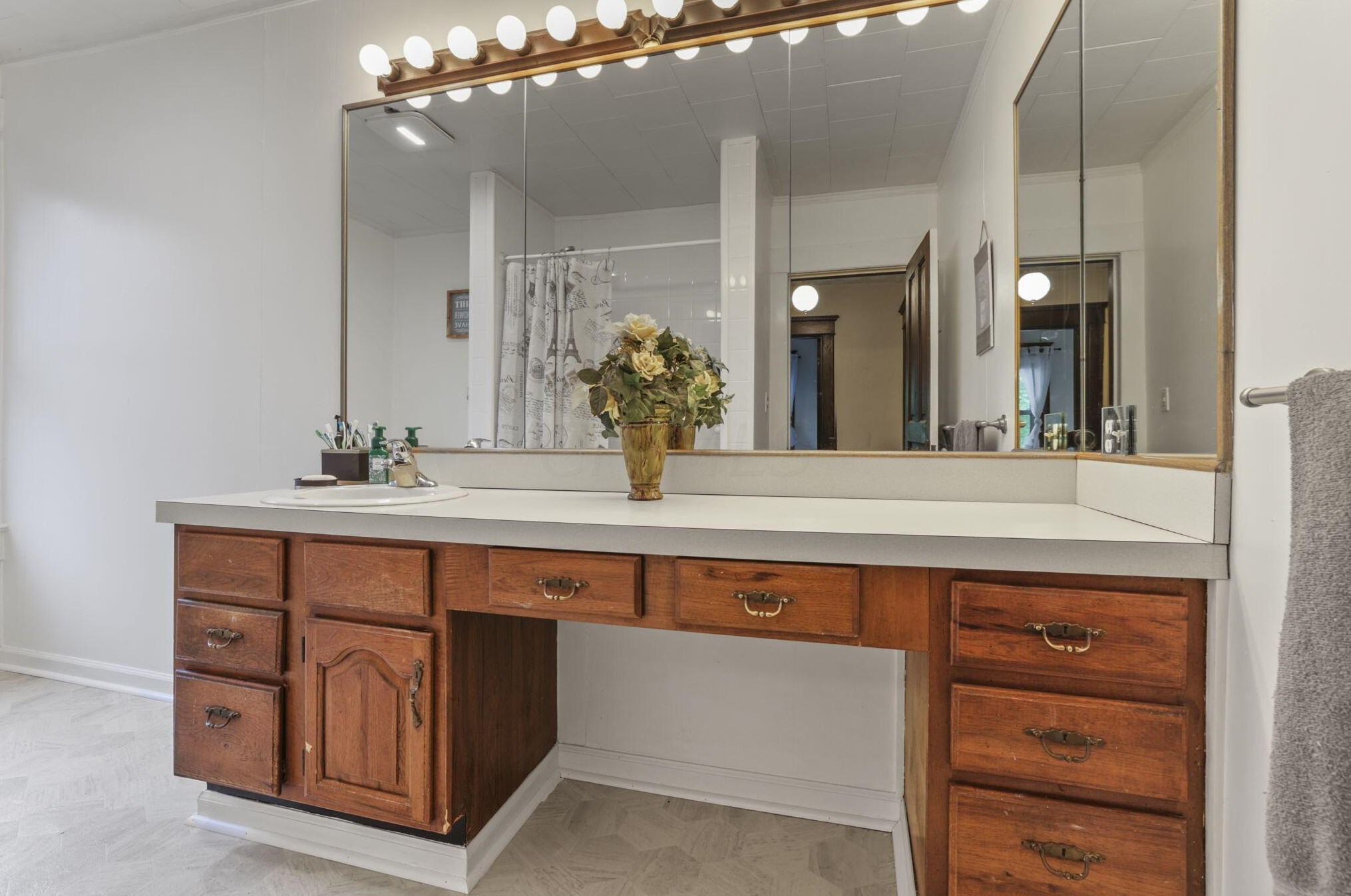 406 King St, Lancaster OH 43130-3161 exterior