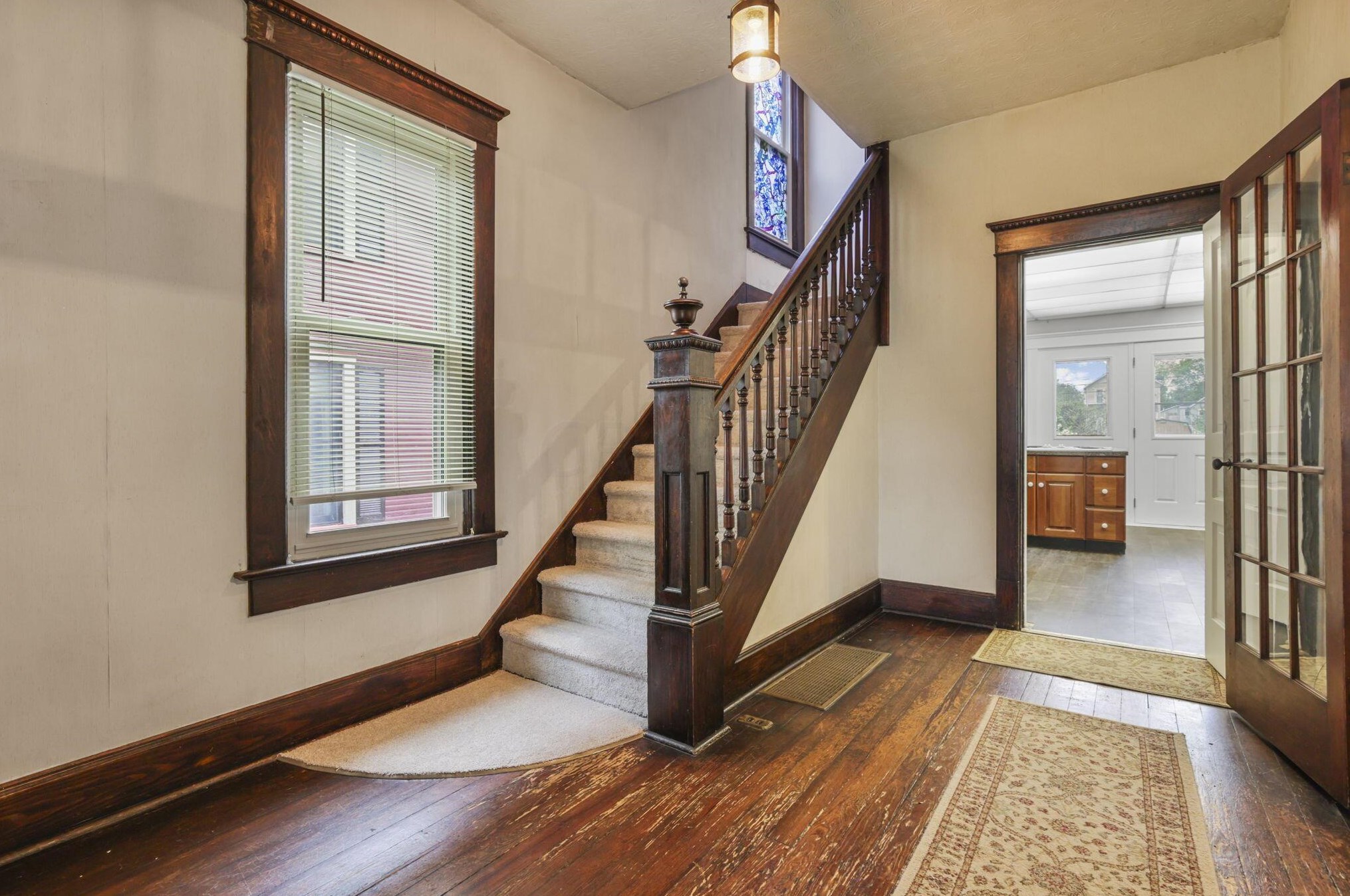 406 King St, Lancaster OH 43130-3161 exterior