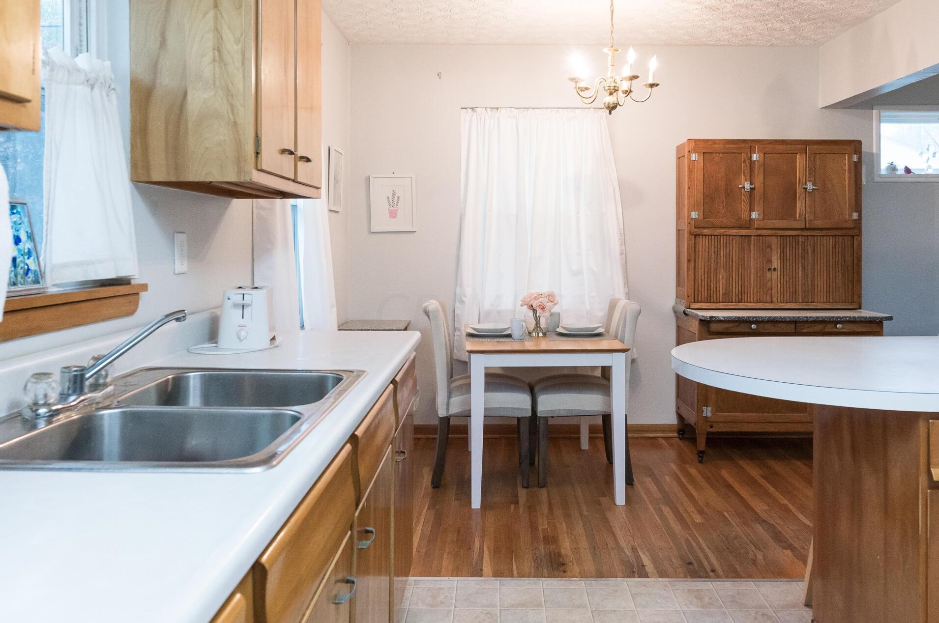 5377 Morning Dr, Hilliard OH  43026-1057 exterior