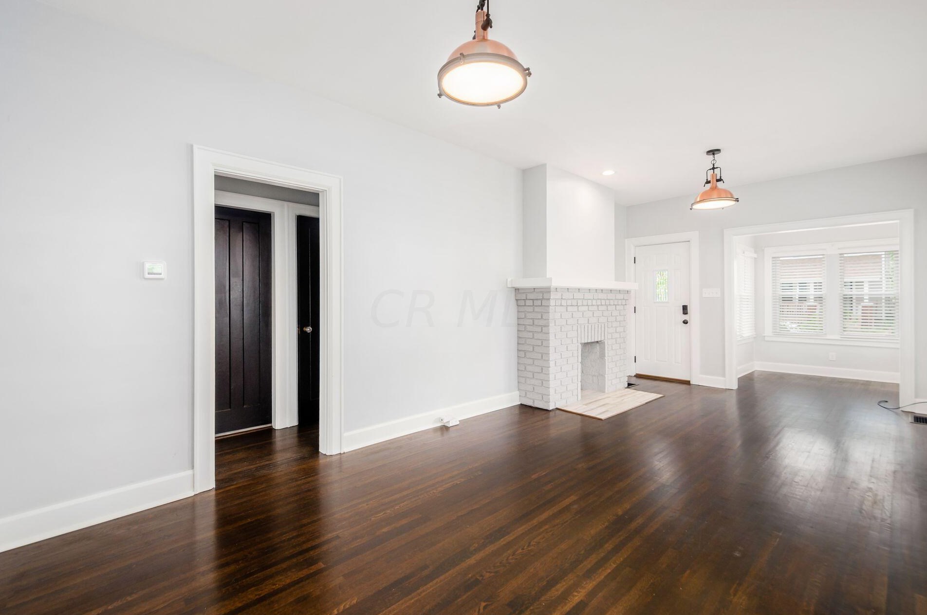 559 Frebis Ave, Columbus OH  43206-3749 exterior