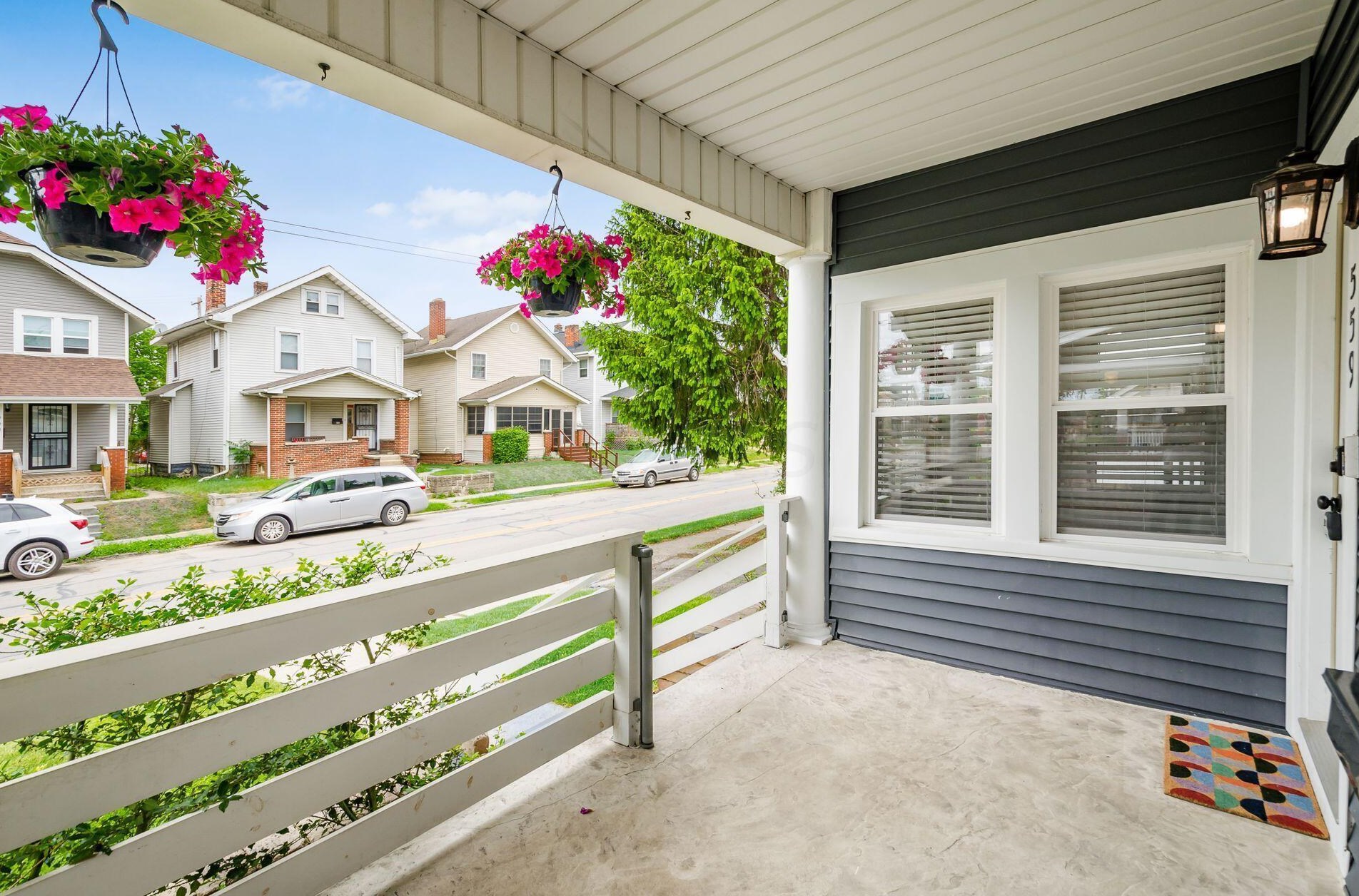 559 Frebis Ave, Columbus OH  43206-3749 exterior