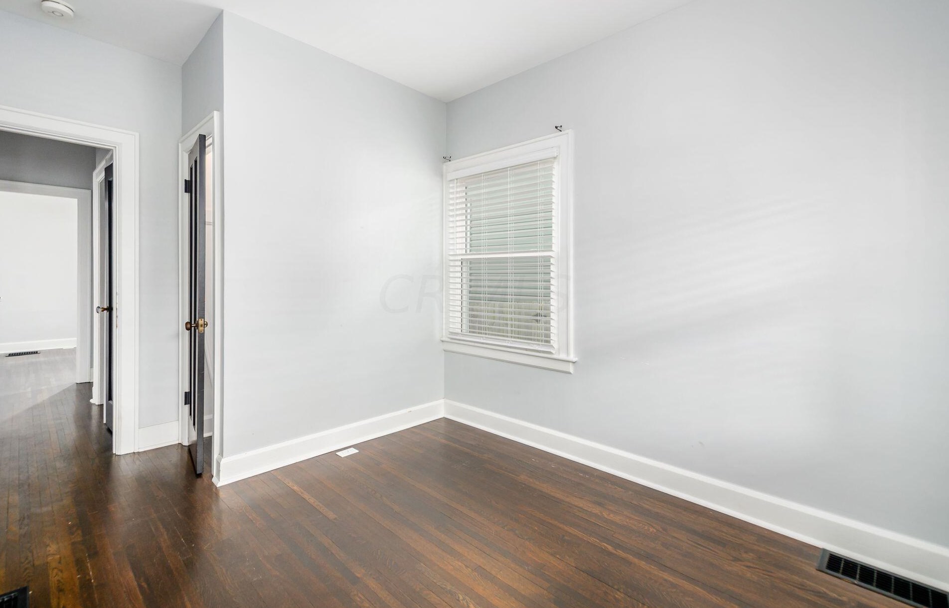 559 Frebis Ave, Columbus OH  43206-3749 exterior