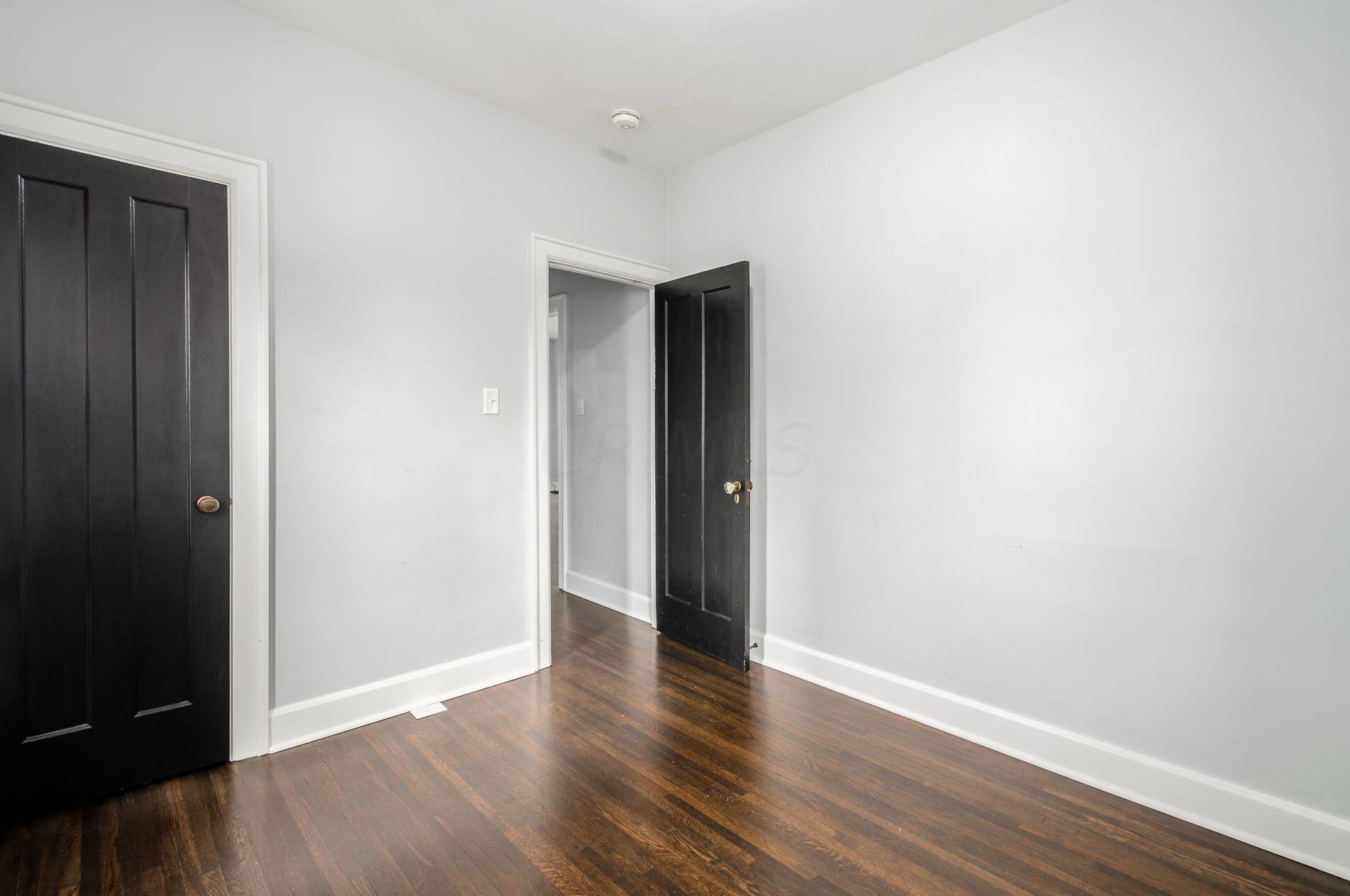 559 Frebis Ave, Columbus OH  43206-3749 exterior