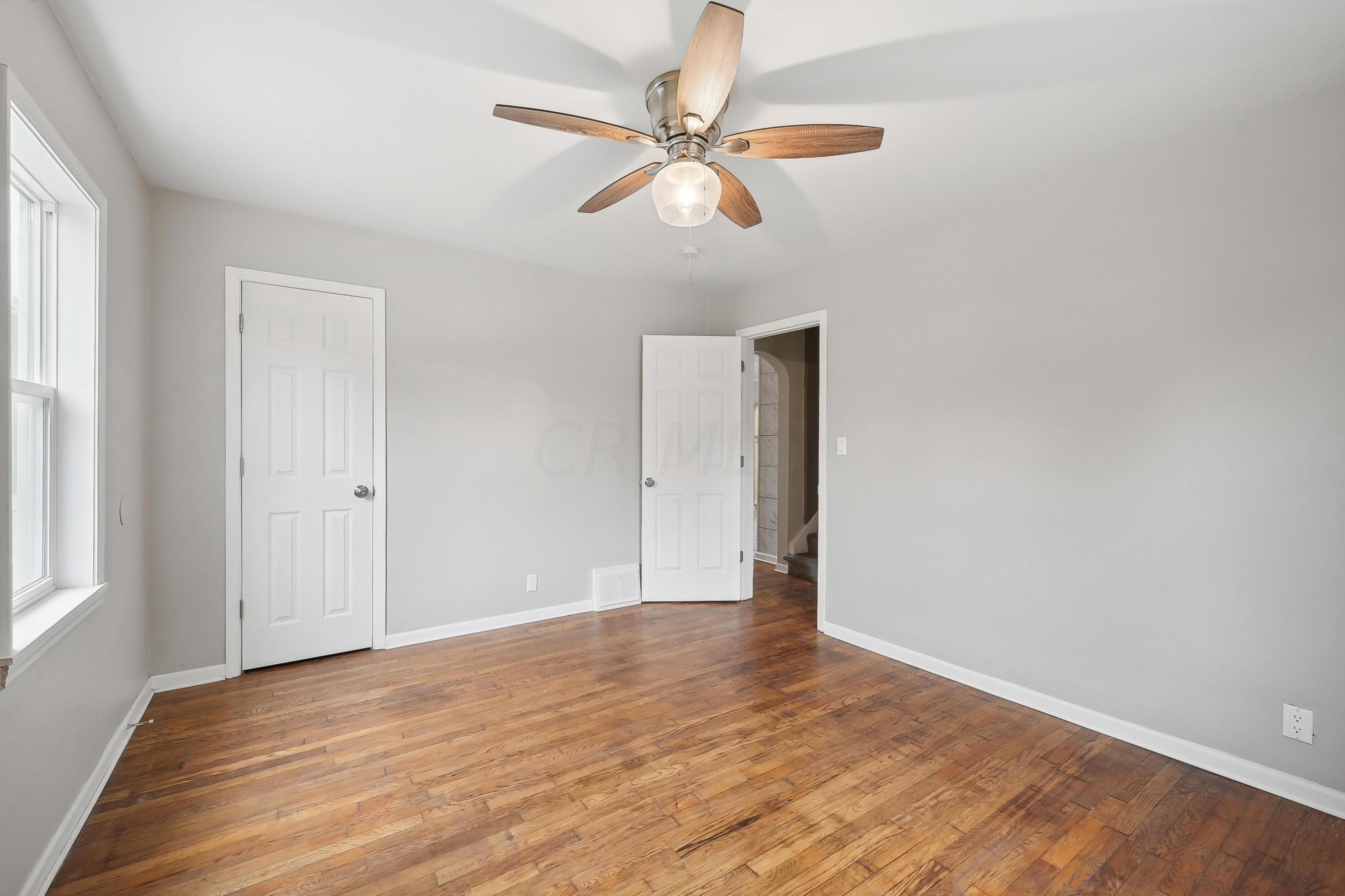 1519 Hudson St, Columbus OH 43202-2612 exterior