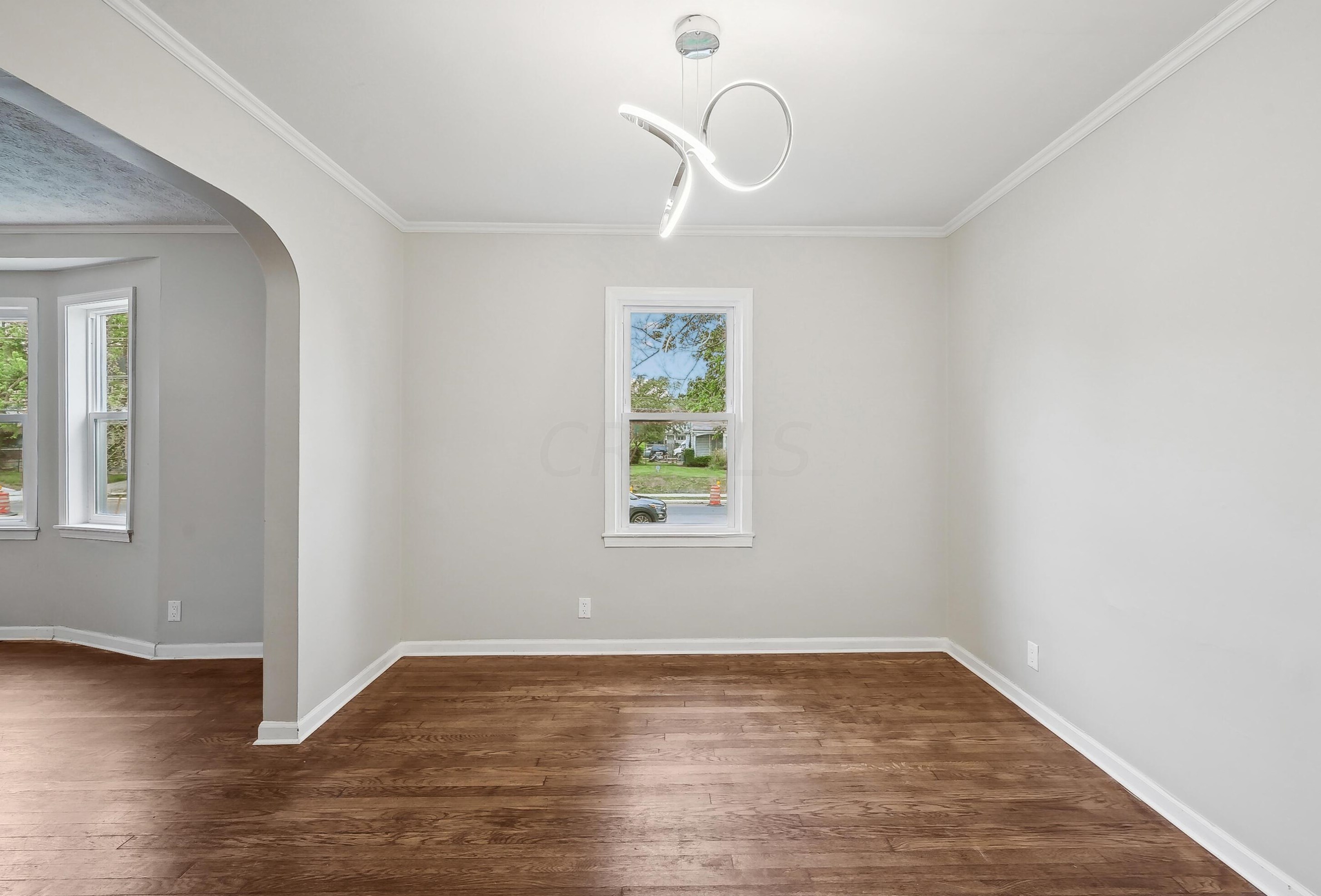 1519 Hudson St, Columbus OH 43202-2612 exterior