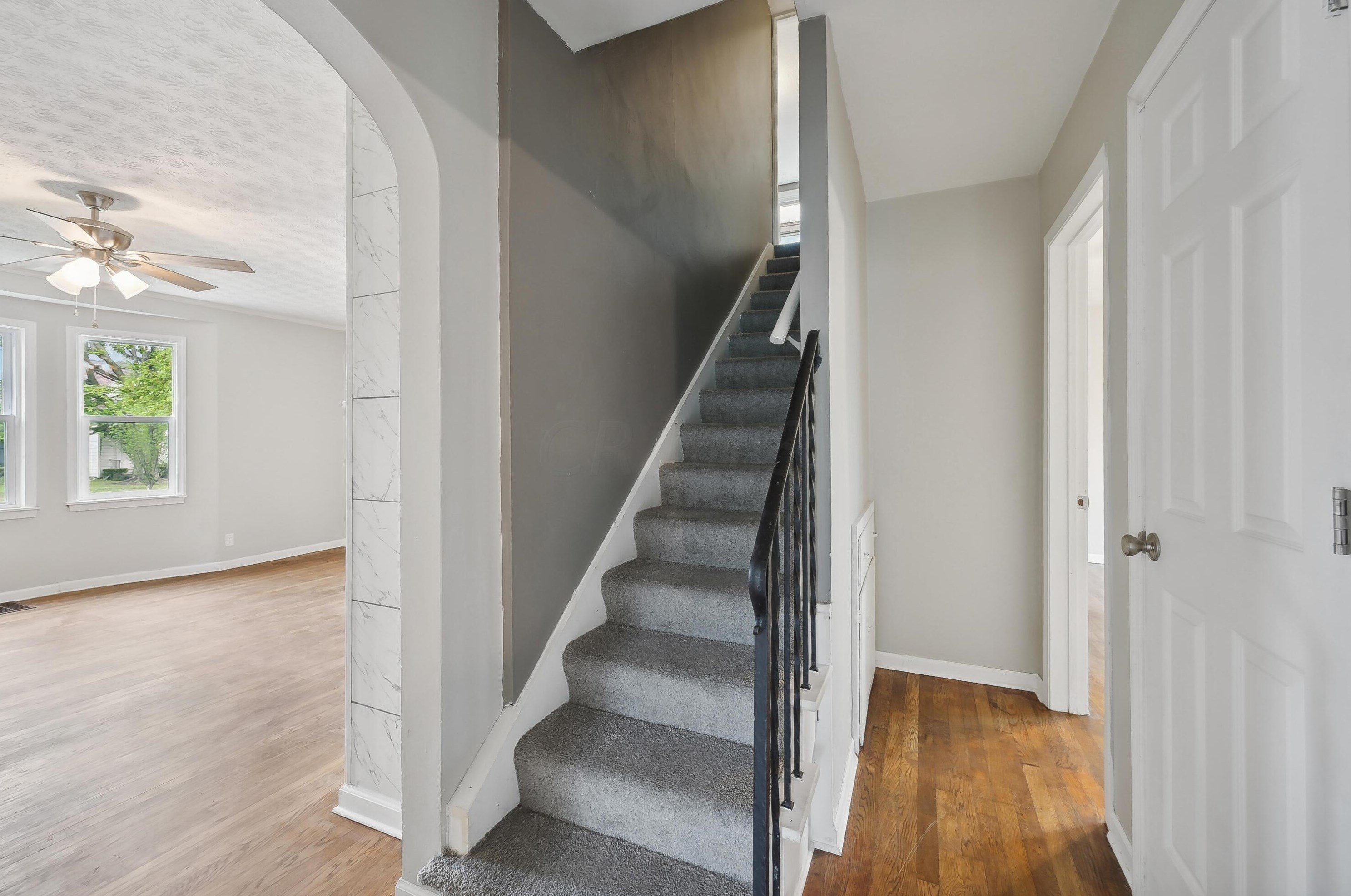 1519 Hudson St, Columbus OH 43202-2612 exterior