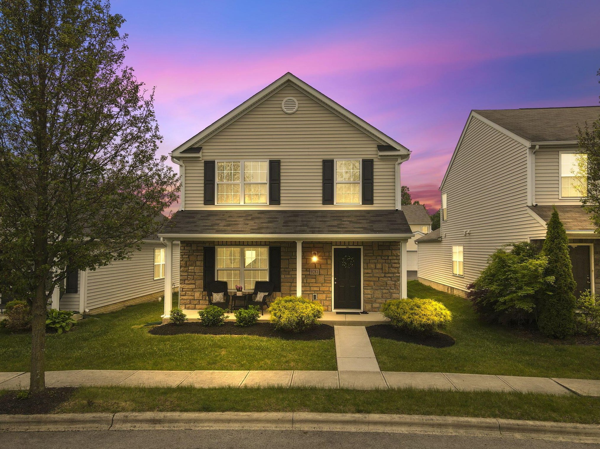 9281 Cliff Springs Trl, Columbus, OH 43240-2187