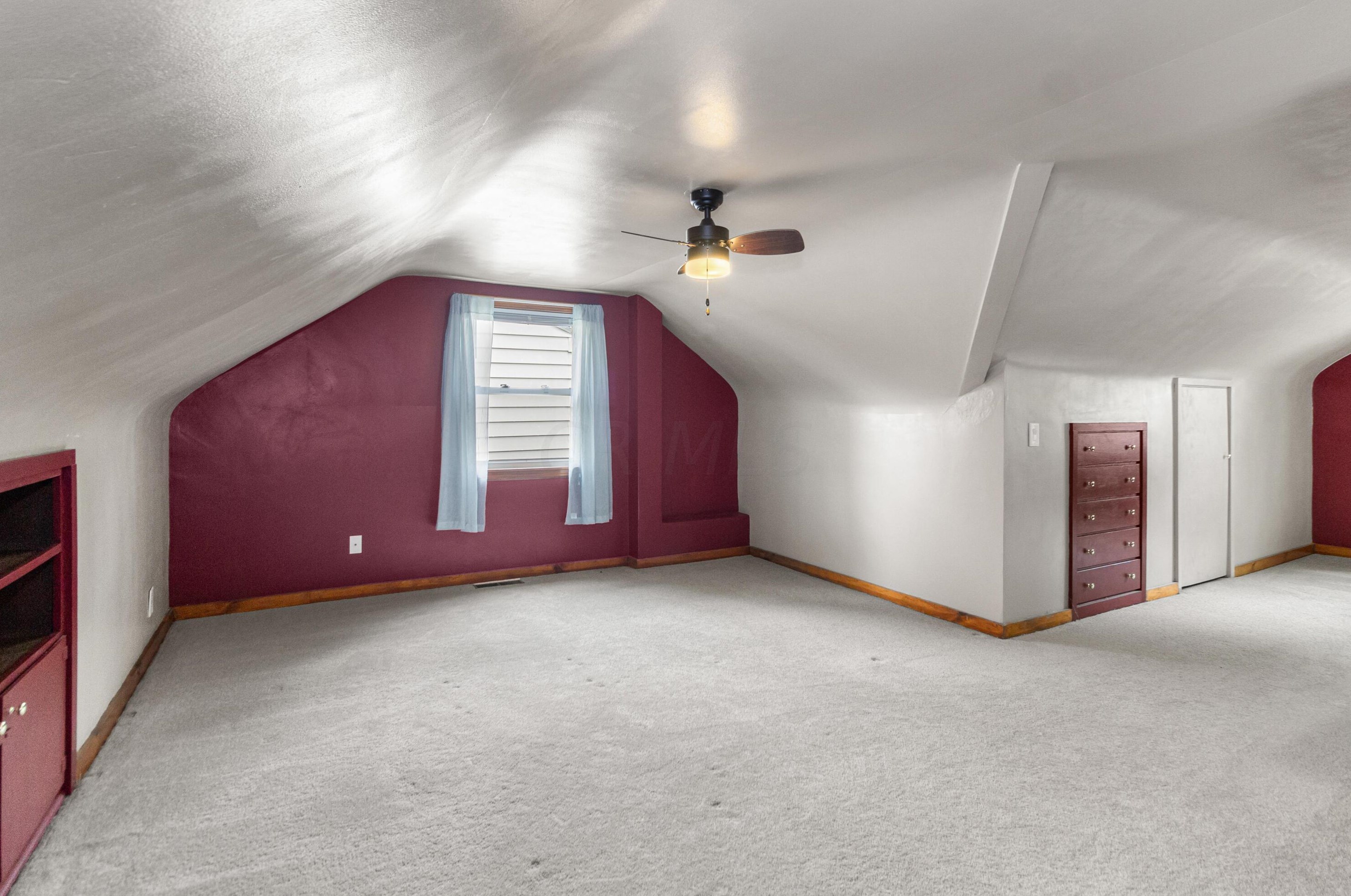 3028 Oaklawn St, Columbus OH  43224-4353 exterior