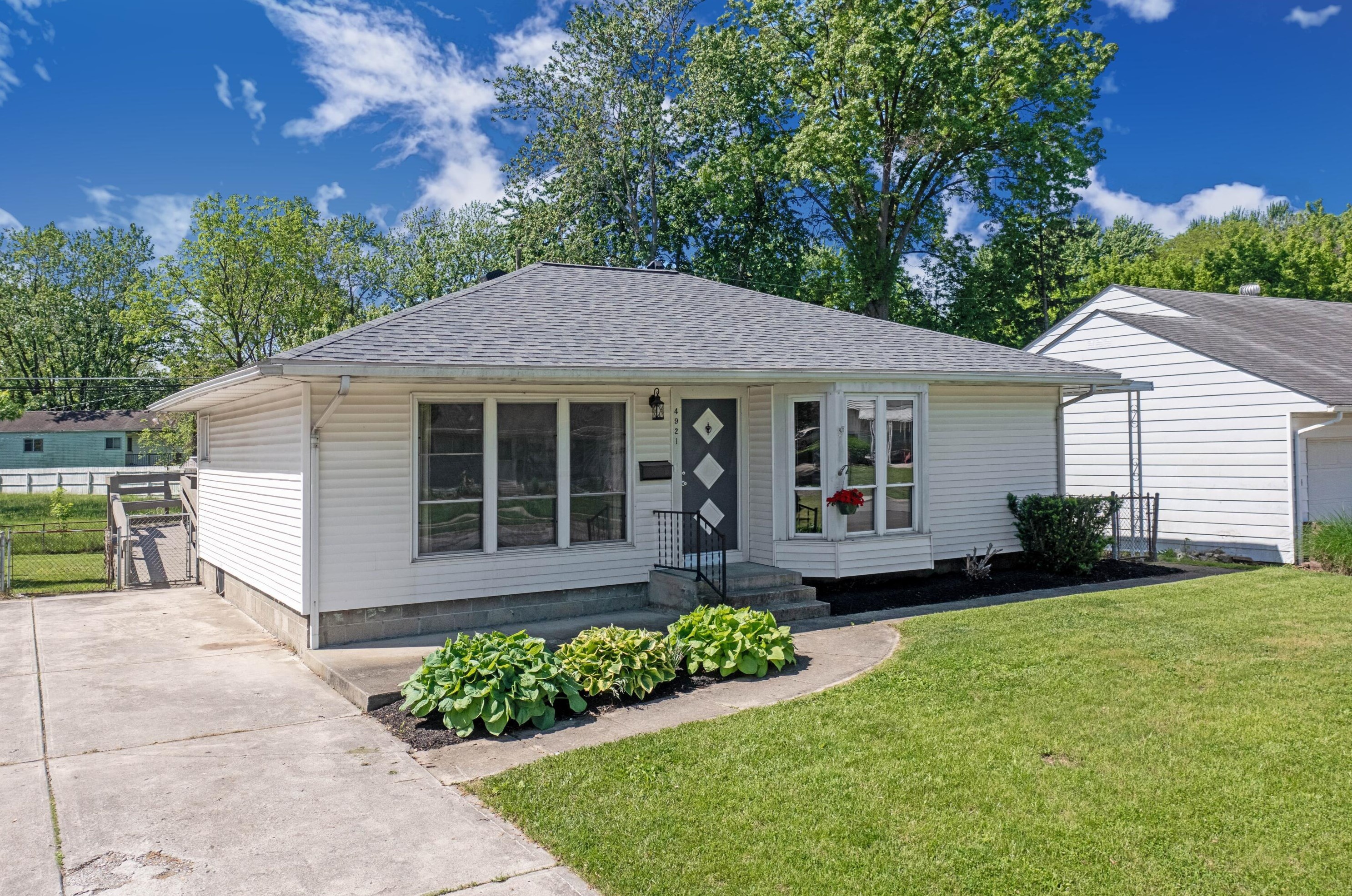 4921 Mcallister Ave, Columbus, OH 43227