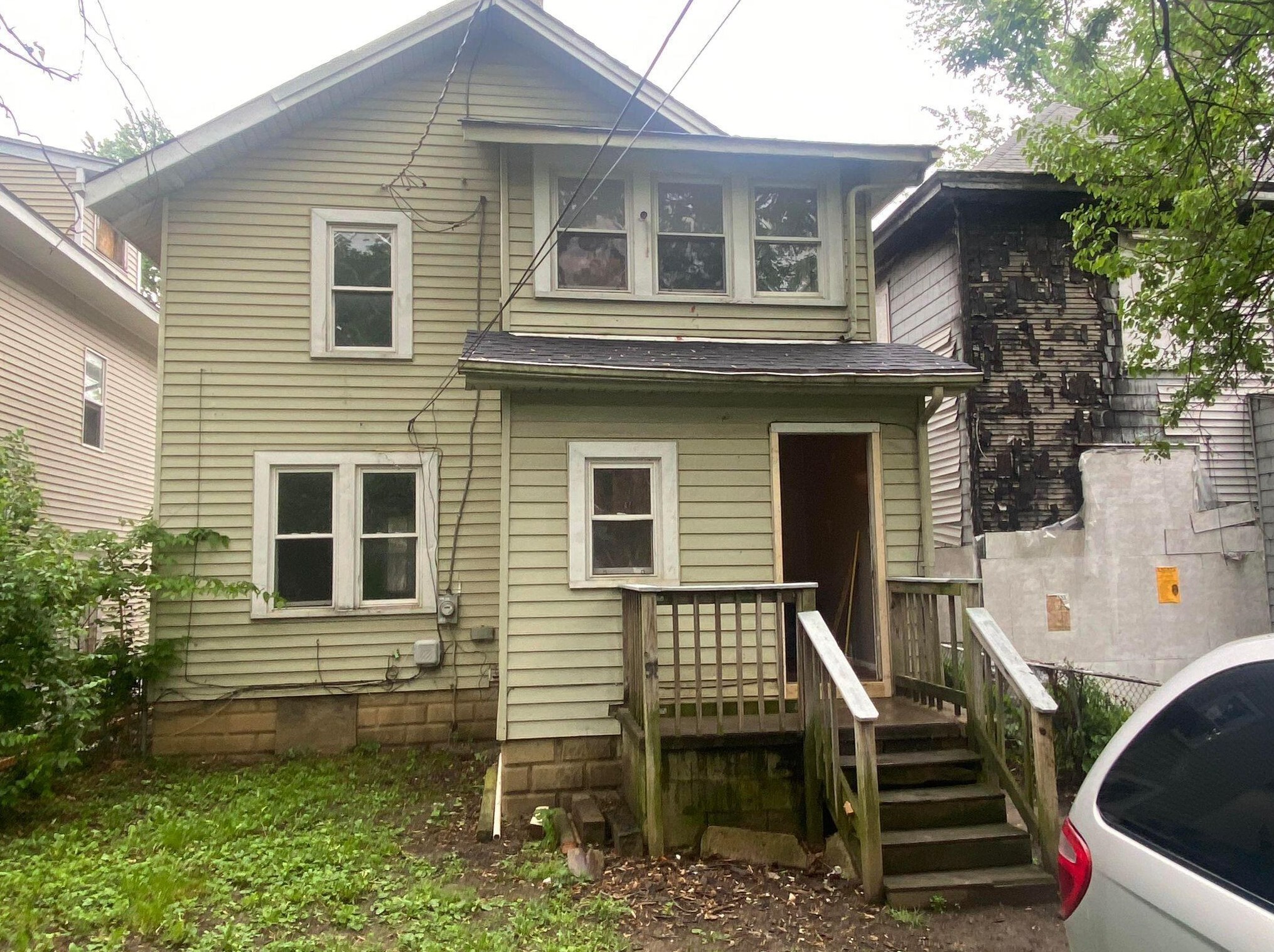 127 Burgess Ave, Columbus, OH 43204-3304