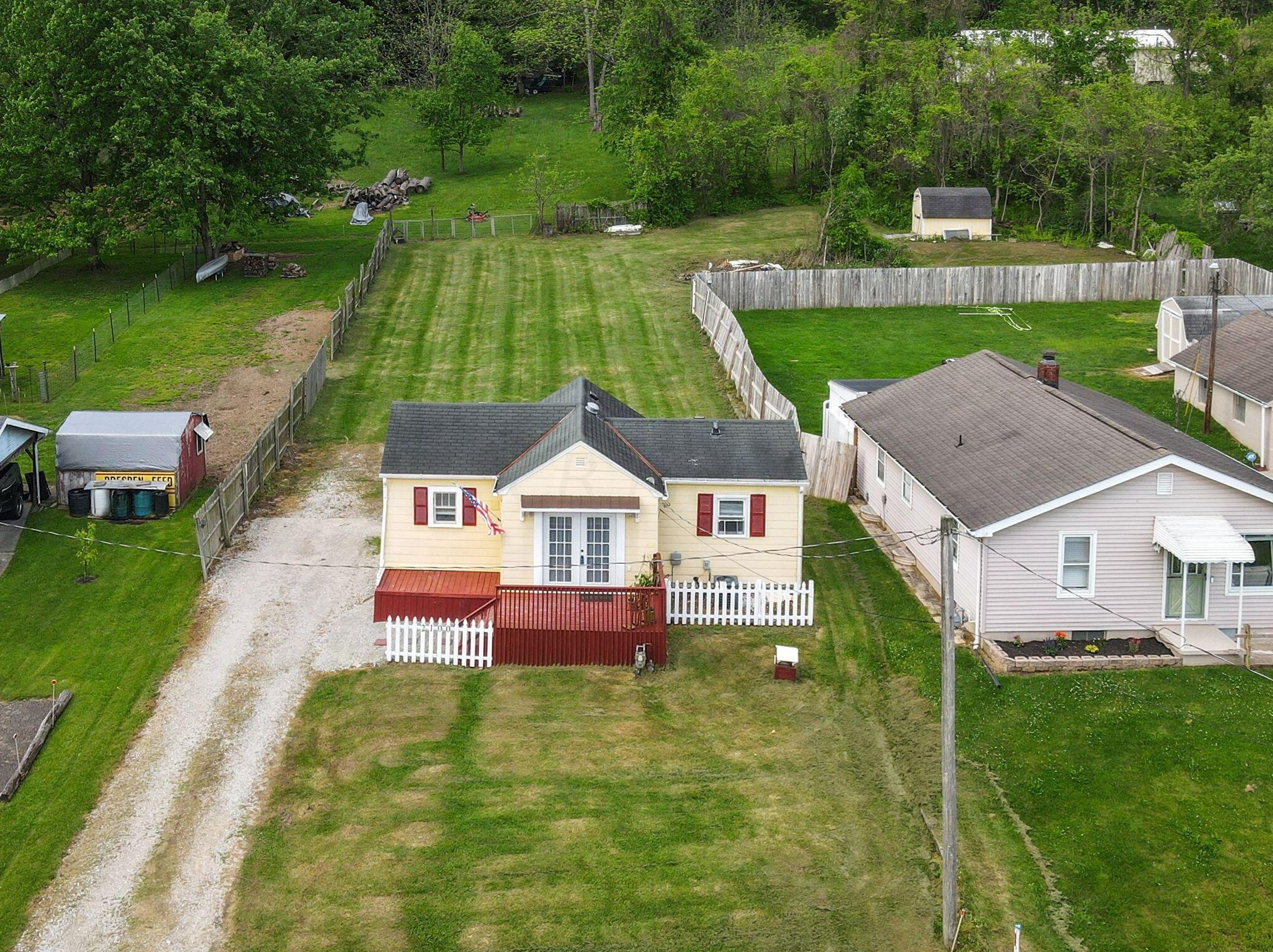 2100 Hamburg Rd, Lancaster OH 43130-8681 exterior