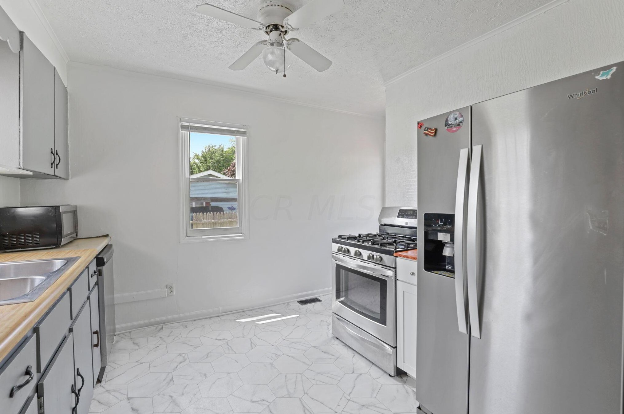 2100 Hamburg Rd, Lancaster OH 43130-8681 exterior