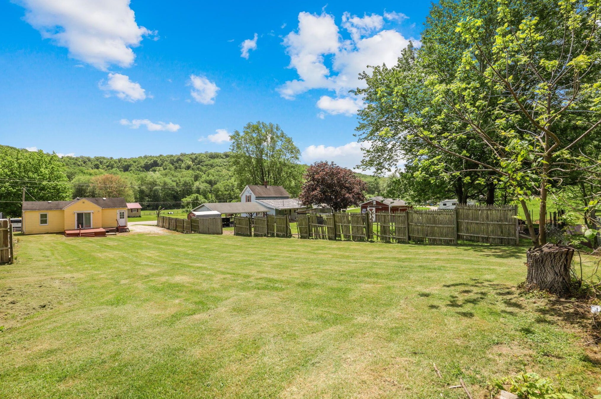 2100 Hamburg Rd, Lancaster OH 43130-8681 exterior