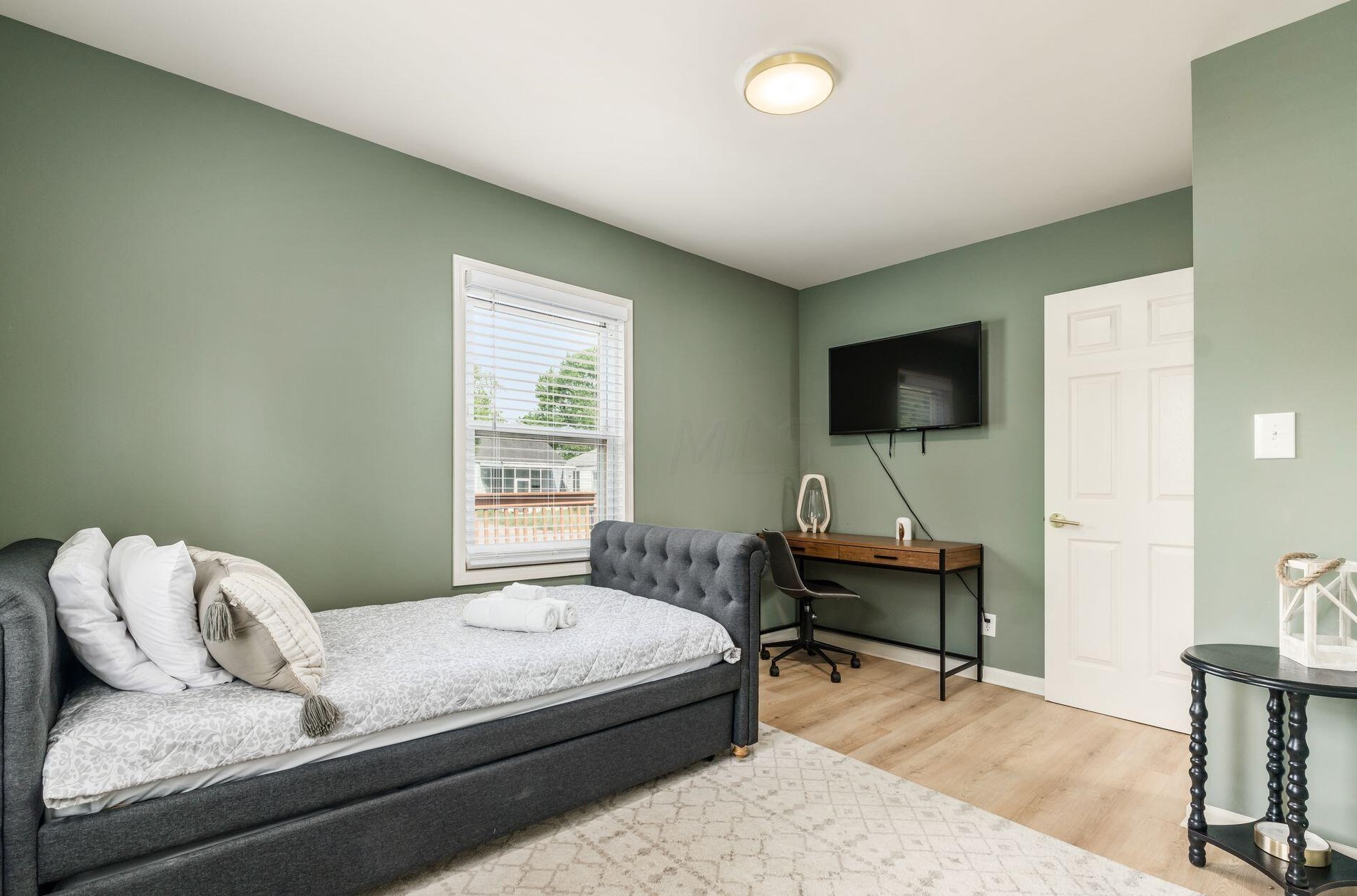 2260 Howey Rd, Columbus OH 43211-2042 exterior