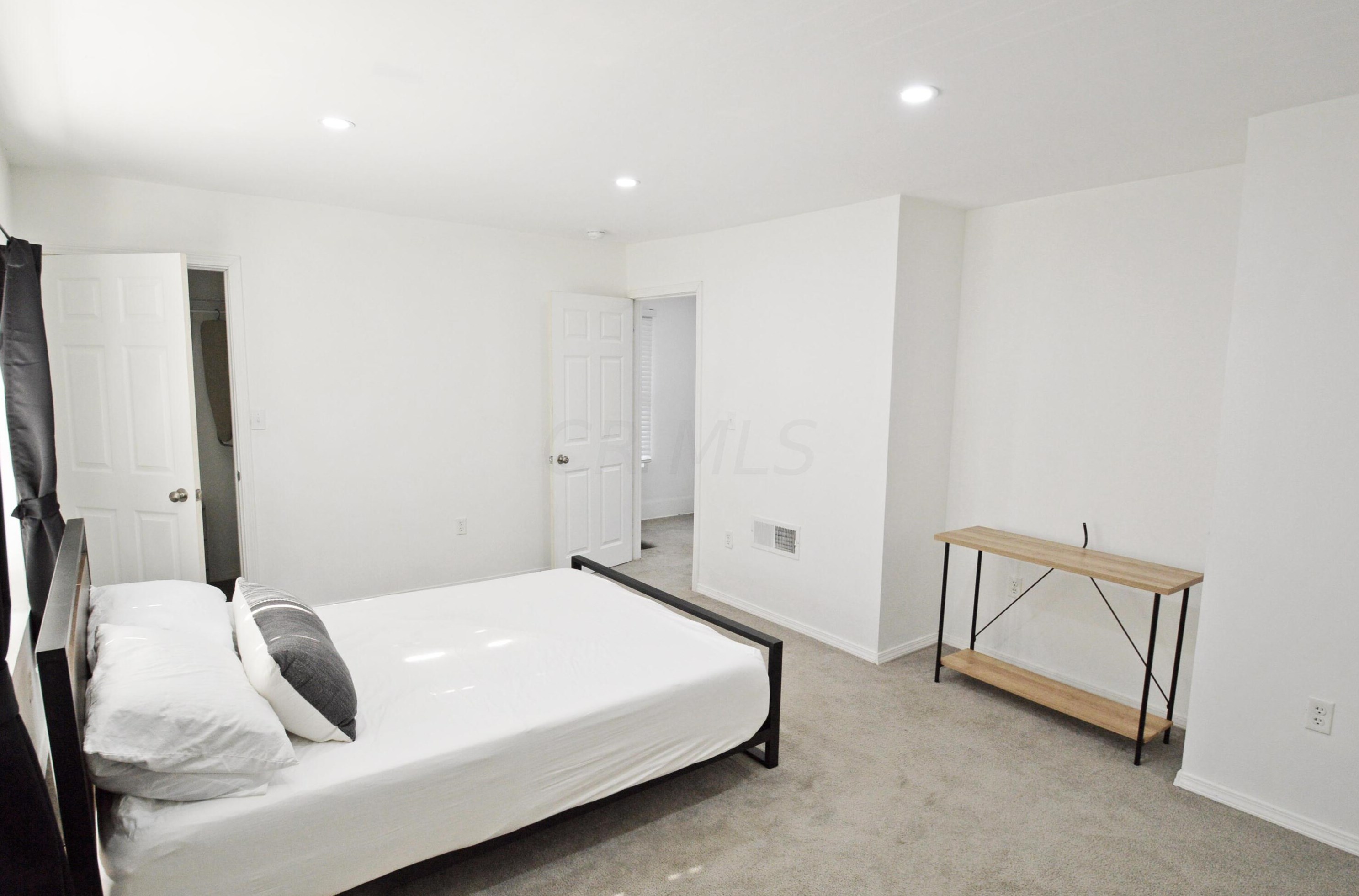 999 22 St, Columbus OH 43206-3009 exterior