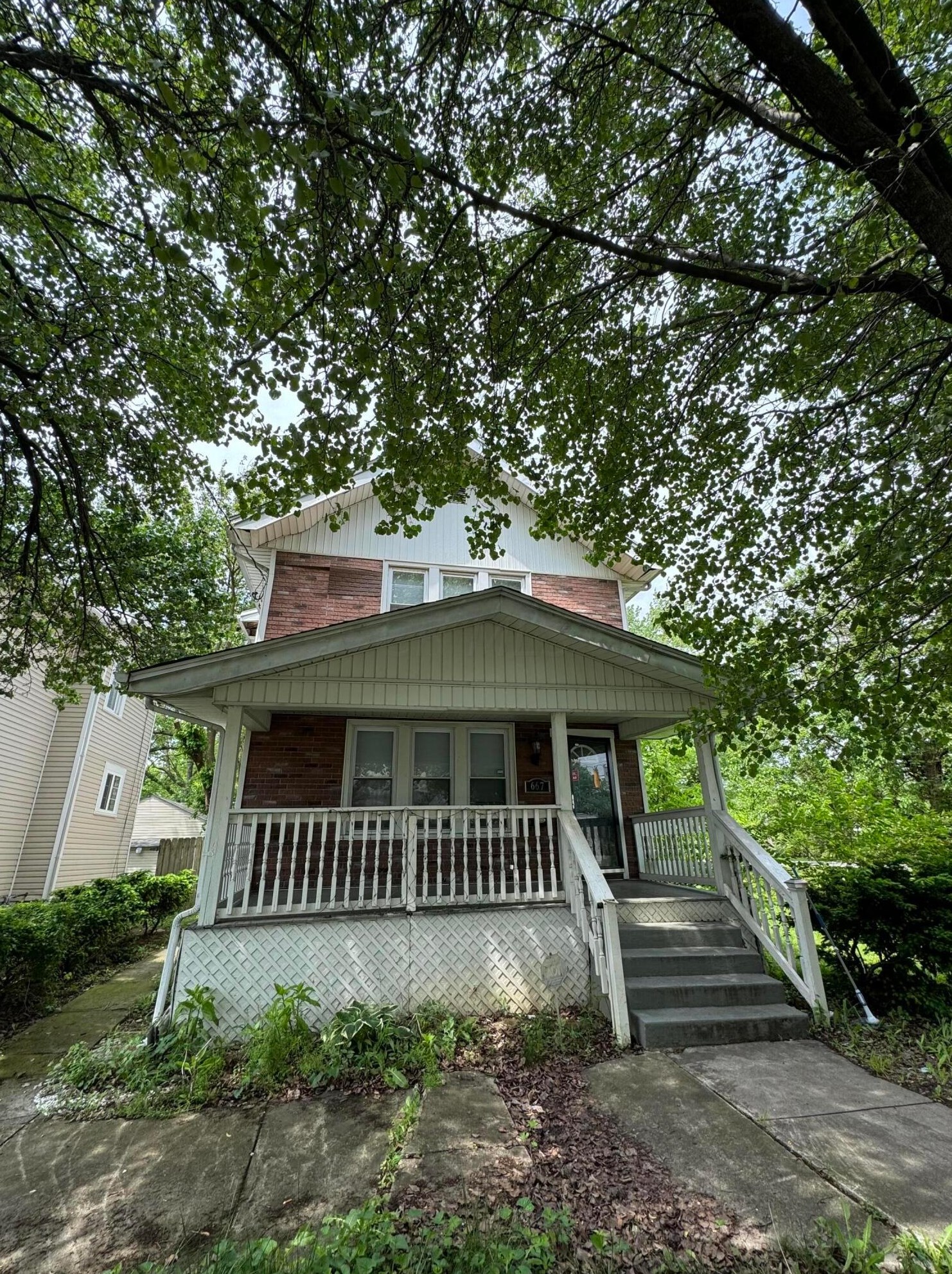 667 Miller Ave, Columbus, OH 43205-2826