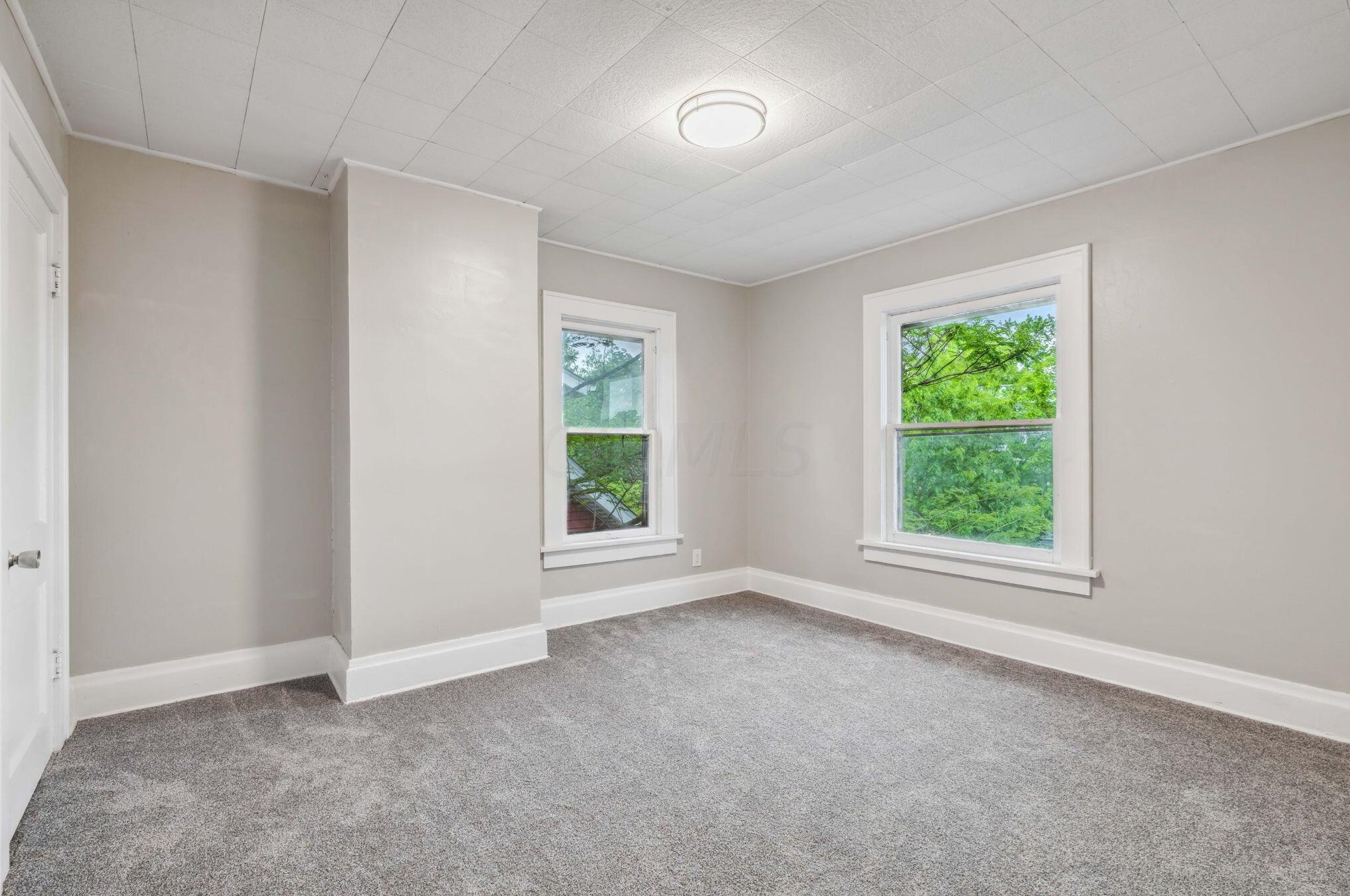 224 Crestview Rd, Columbus OH  43202-2208 exterior