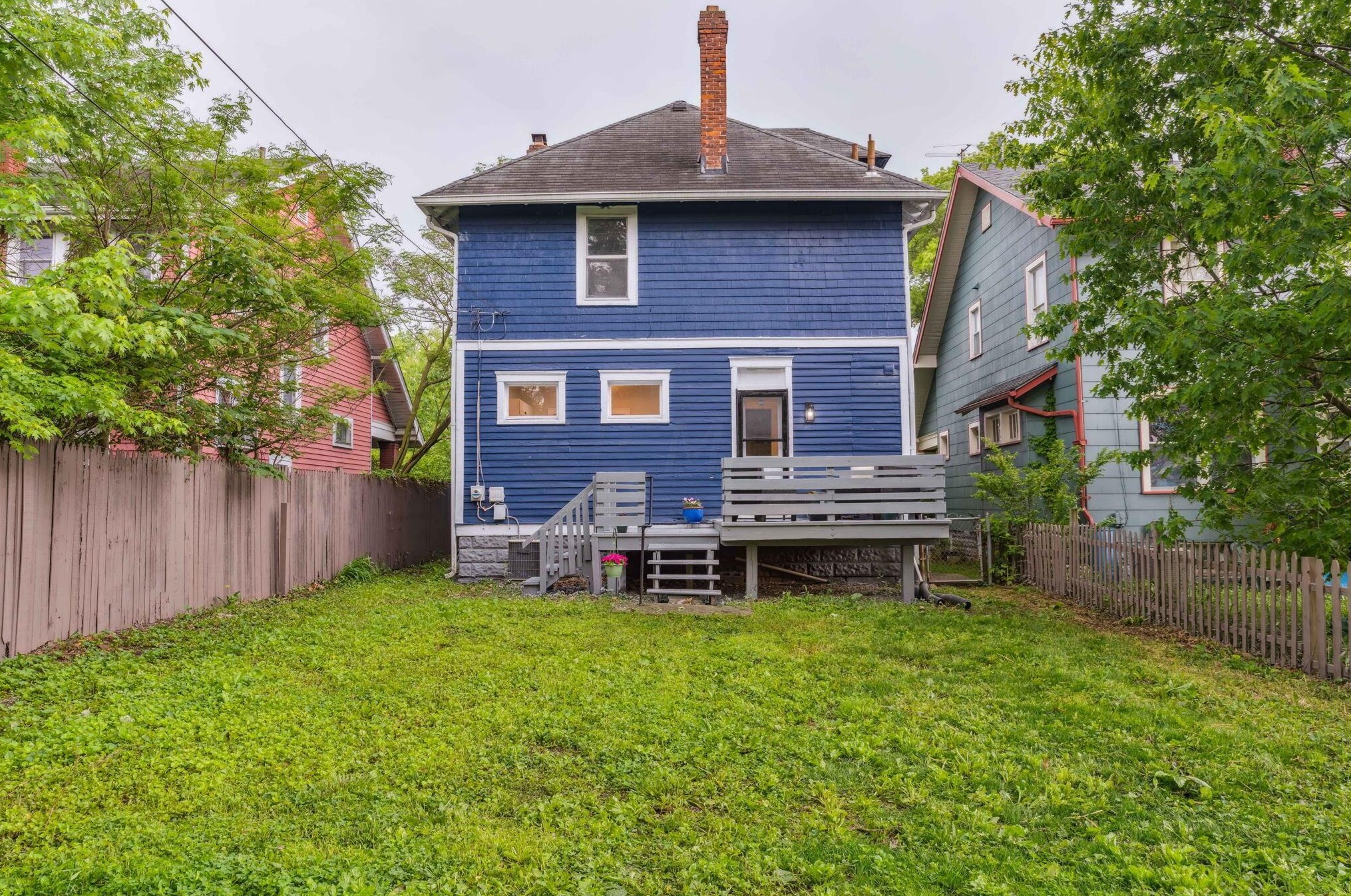 224 Crestview Rd, Columbus OH  43202-2208 exterior